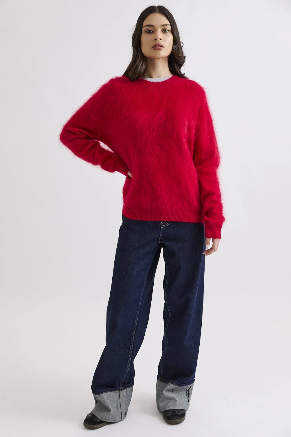 Mia Fratino_26938_Edith Crew_Scarlet_2.jpeg