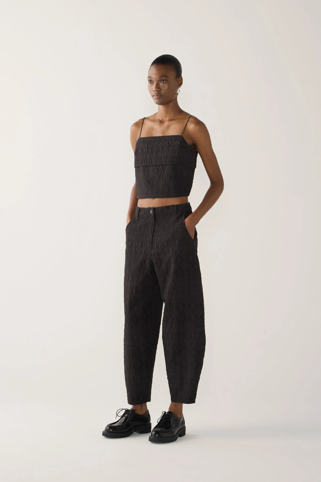 NADIA TOP BLACK EDITH PANT BLACK_009.jpg
