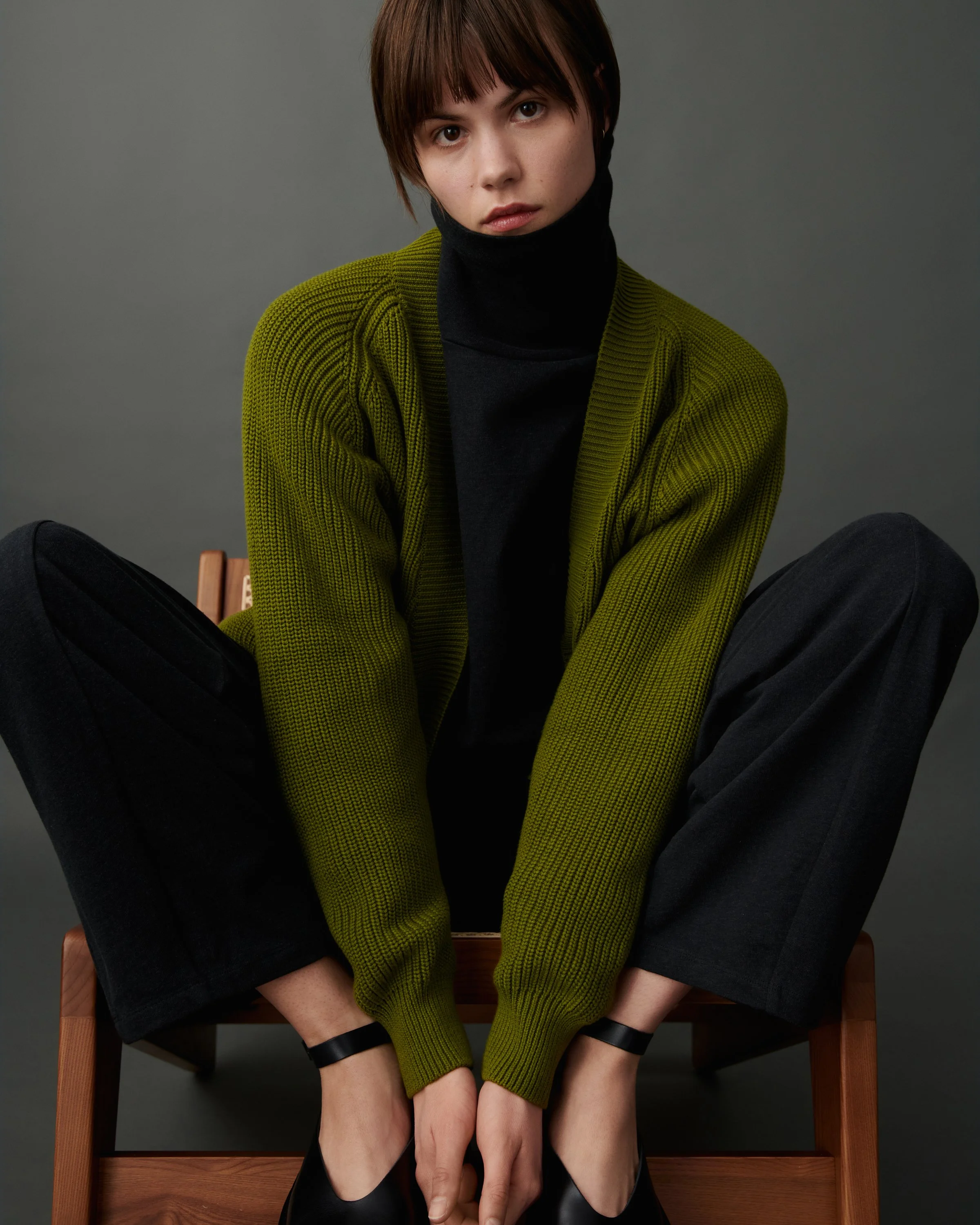 hannes_cardigan-field-key_look_1.jpeg