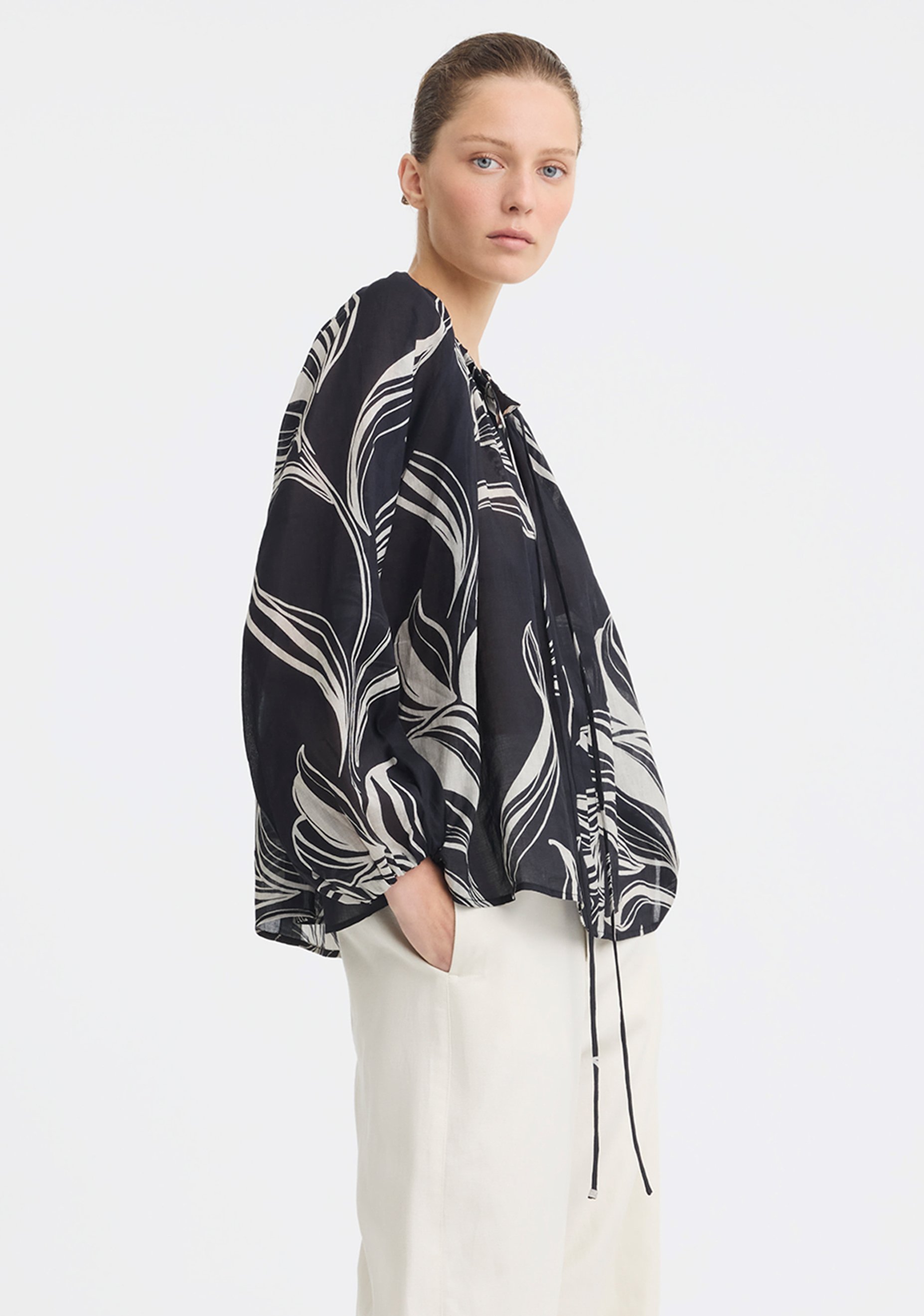 Morrison-SS26-Candice-Blouse-Print_1.jpeg