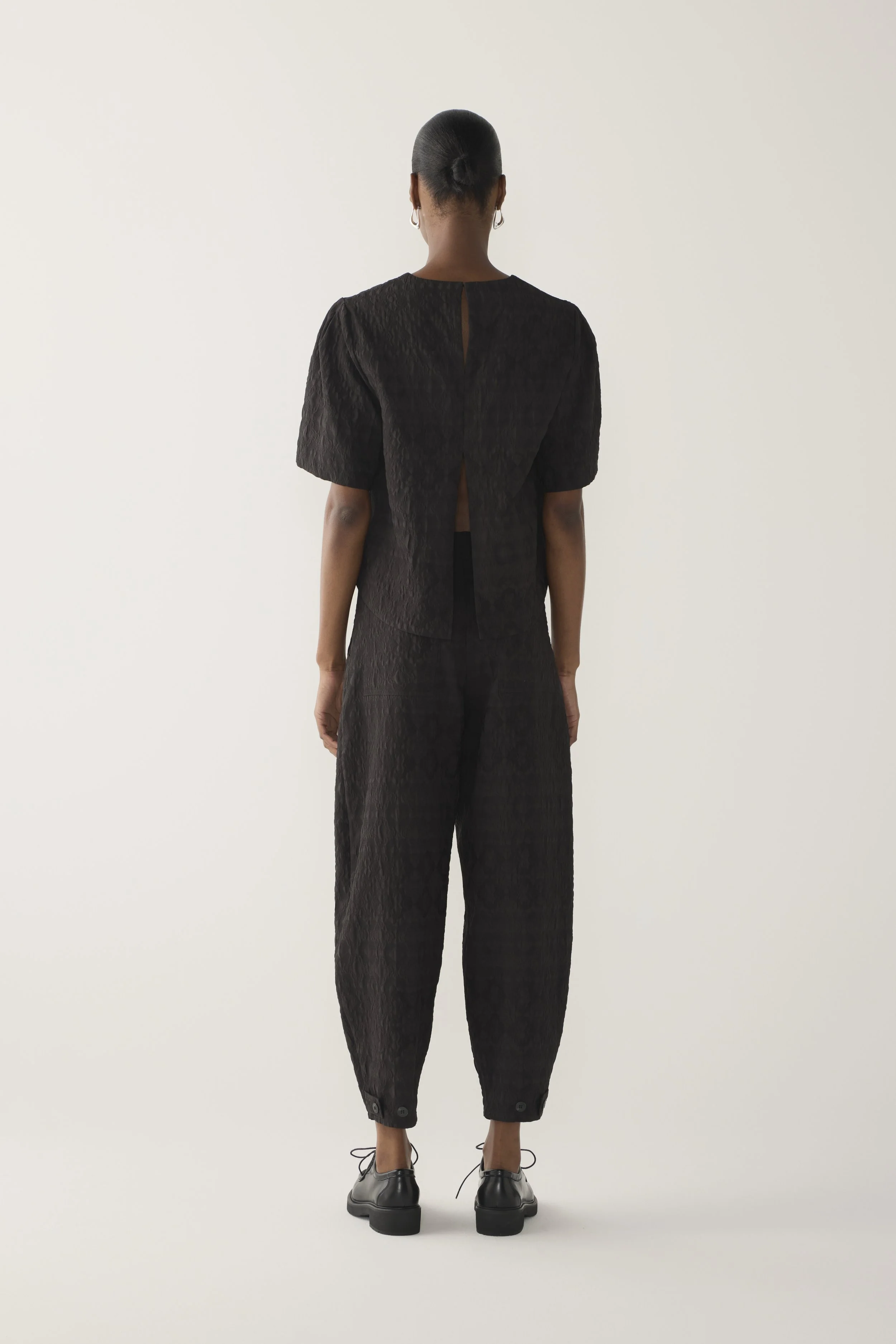 TALIA TOP BLACK EDITH PANT BLACK_037.jpg
