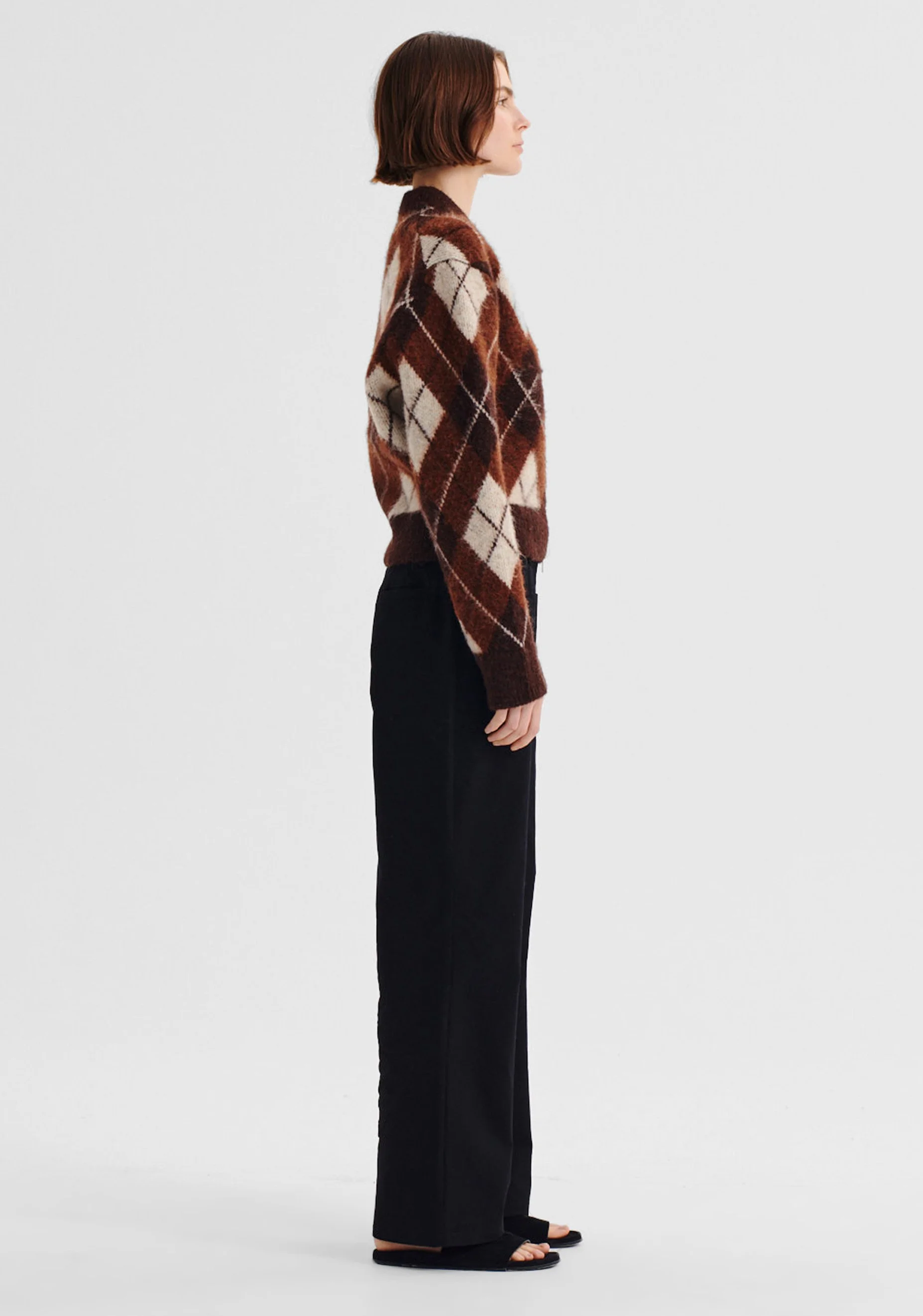 Morrison-AW26-Chester-Knit-Jacket-Argyle_5.jpeg