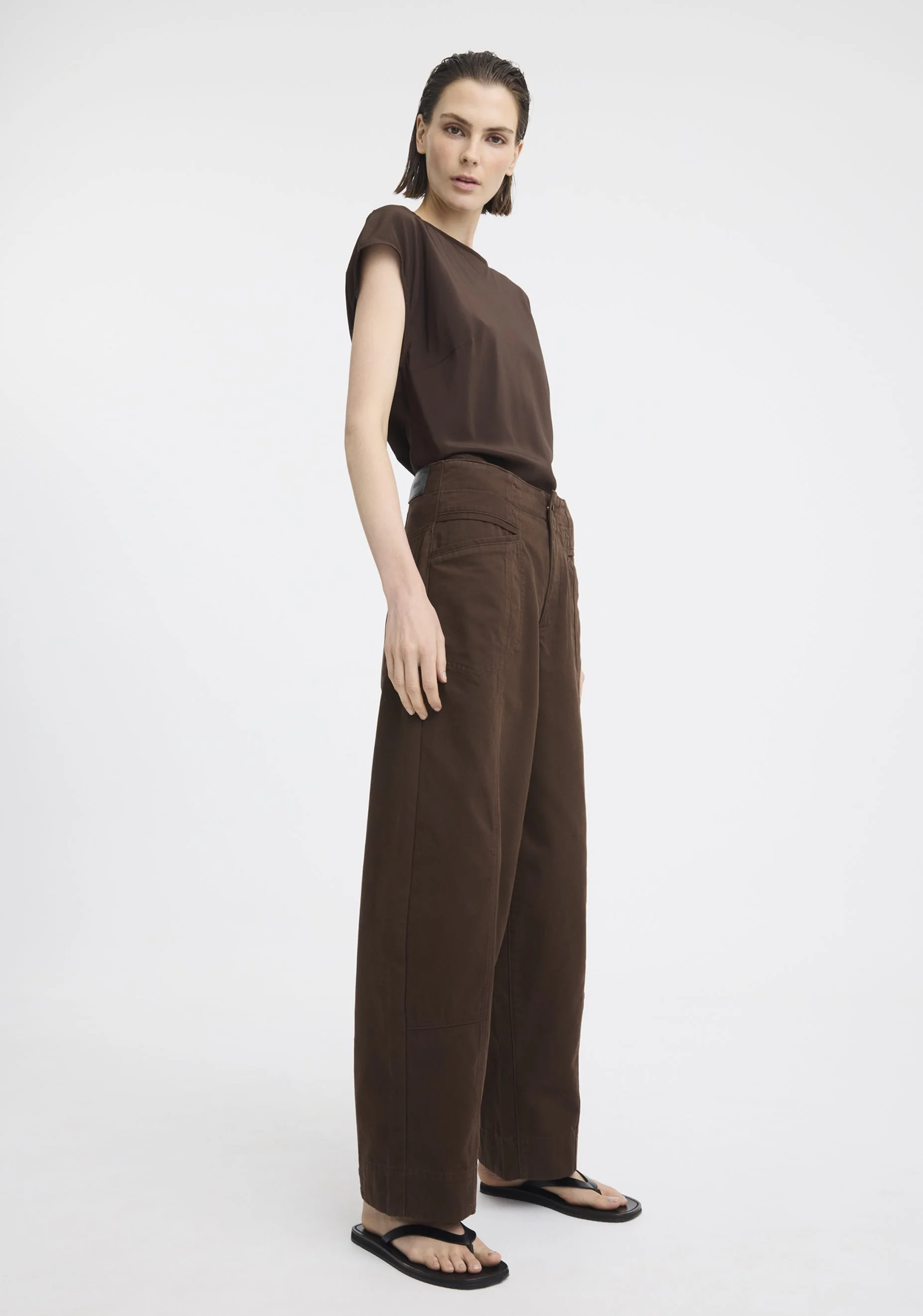 Morrison-SS26-Morgan-Cargo-Pant-Bark_2.jpeg