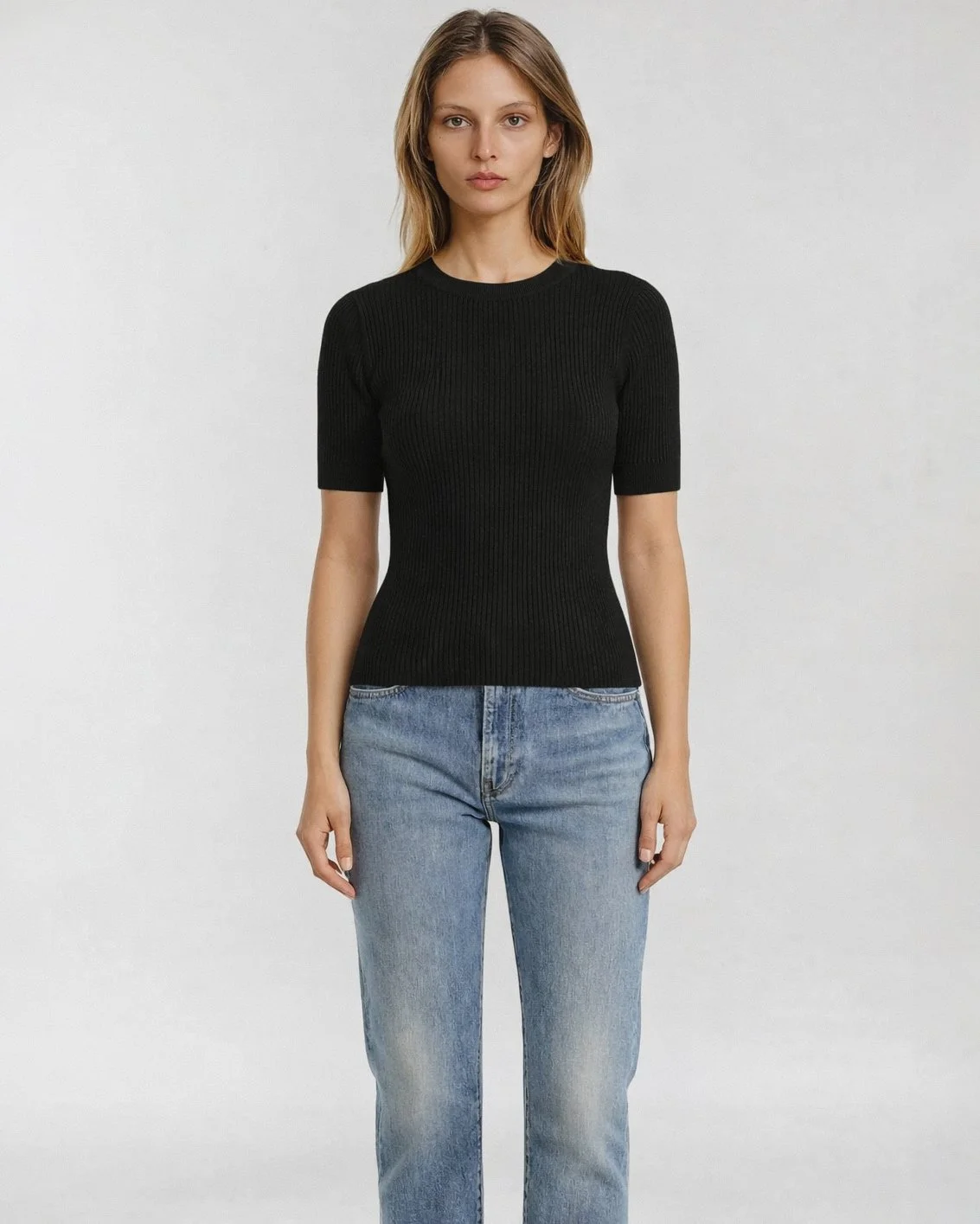 ALETE THREADS | BLACK VESPA RIBBED CREW.