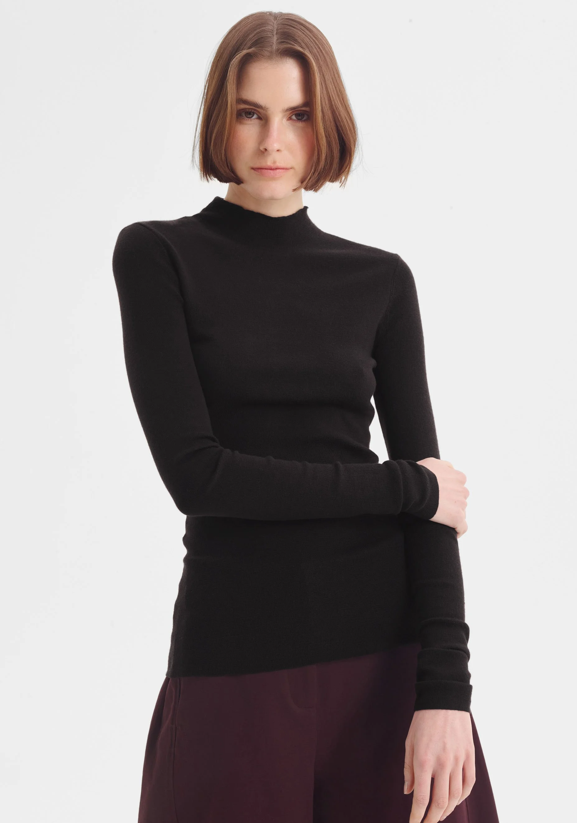 Morrison-AW26-Talia-LS-Merino-Knit-Top-Black_5.jpeg