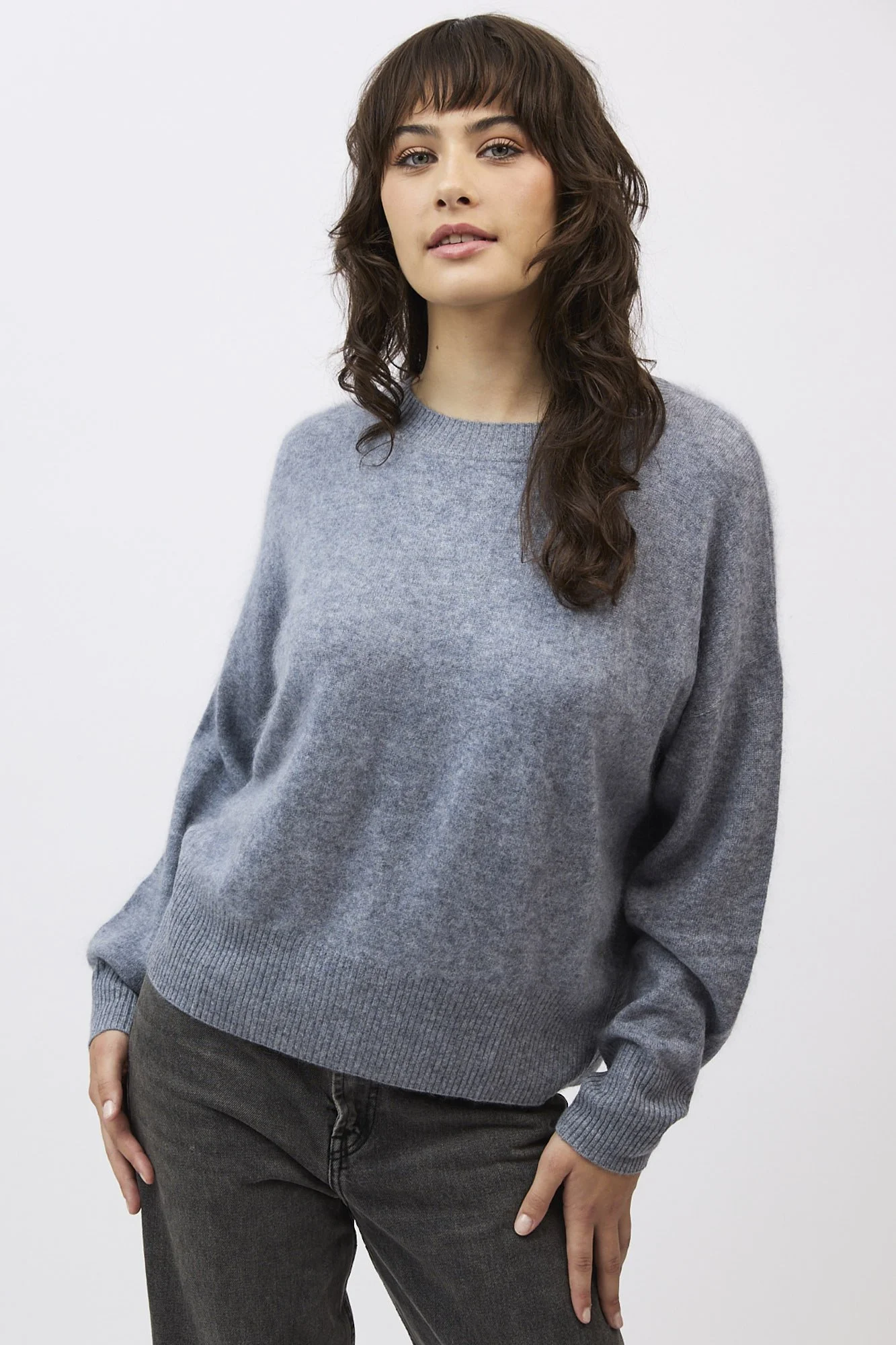 Mia Fratino_26938_Edith Crew_Smoke_.jpeg