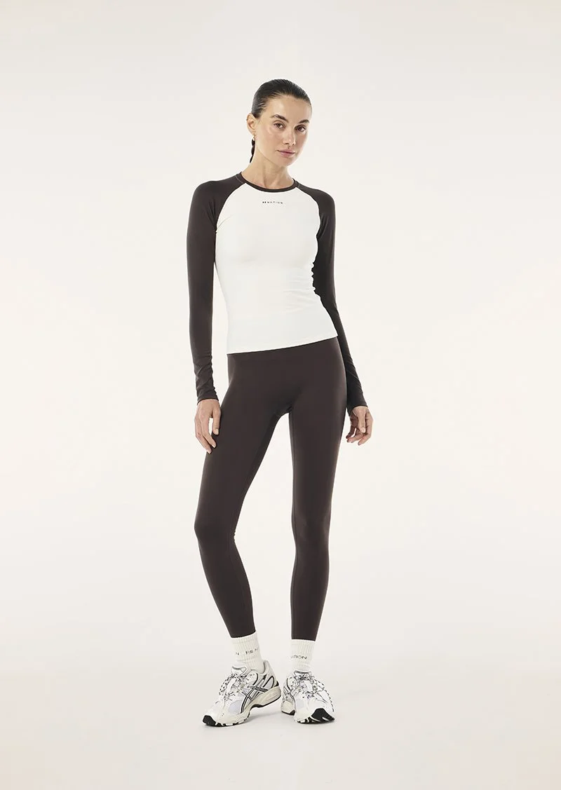 SIGNATURE LS TOP_261L169_WHISPER WHITE-COFFEE-006.jpg