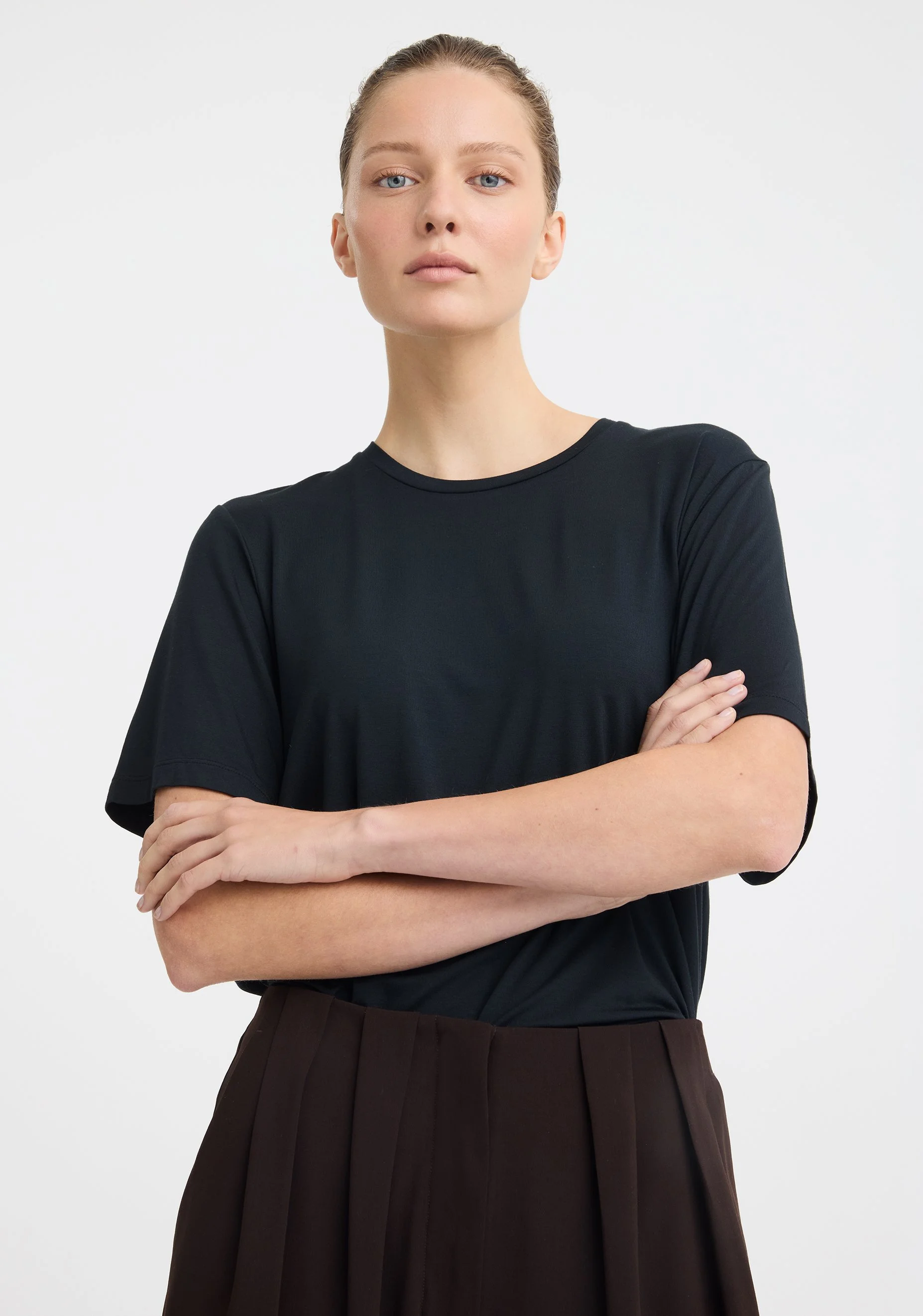 Morrison-SS26-Liana-Tee-Black_4.jpeg