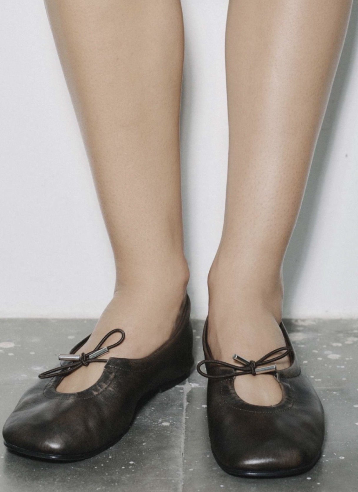 ALOHAS | BRUSHED BROWN LEATHER BALLET FLATS.