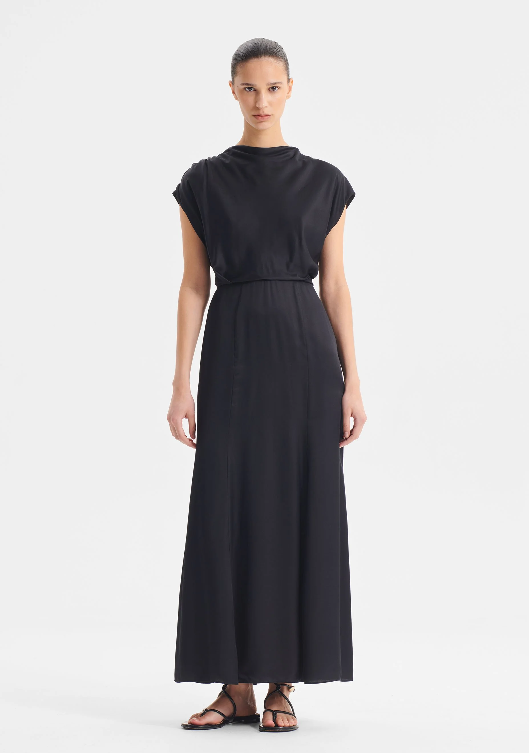 Morrison-SS25-Fredrika-Dress-Black-1.jpeg