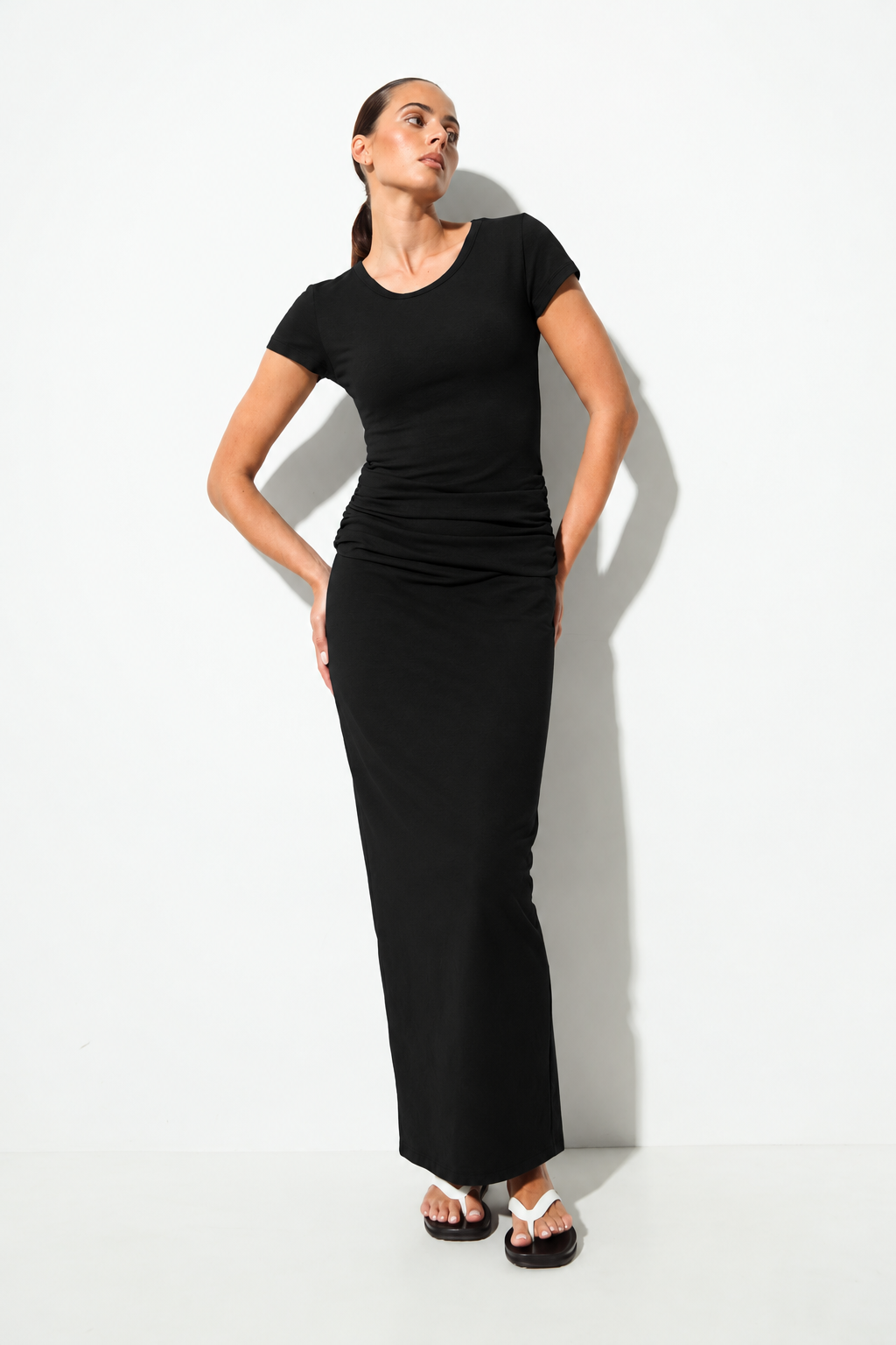 LOUNGE | BLACK MAXI DRESS.