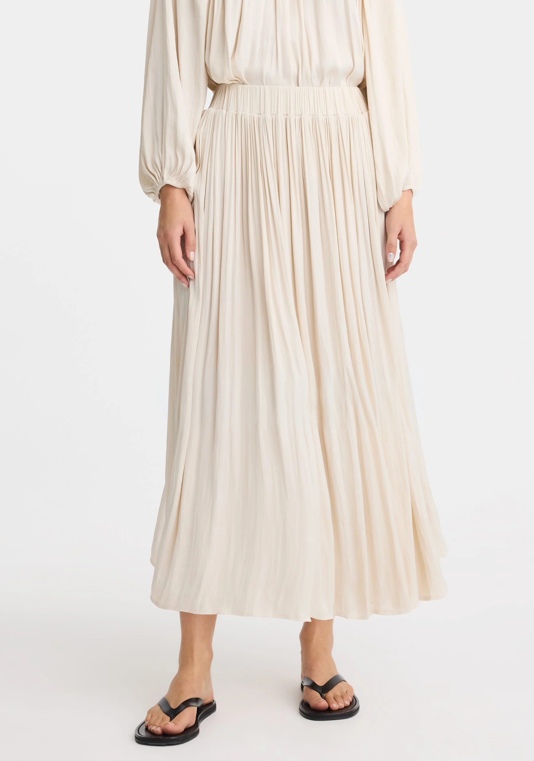 Morrison-SS26-Vivienne-Skirt-Nougat_2.jpeg