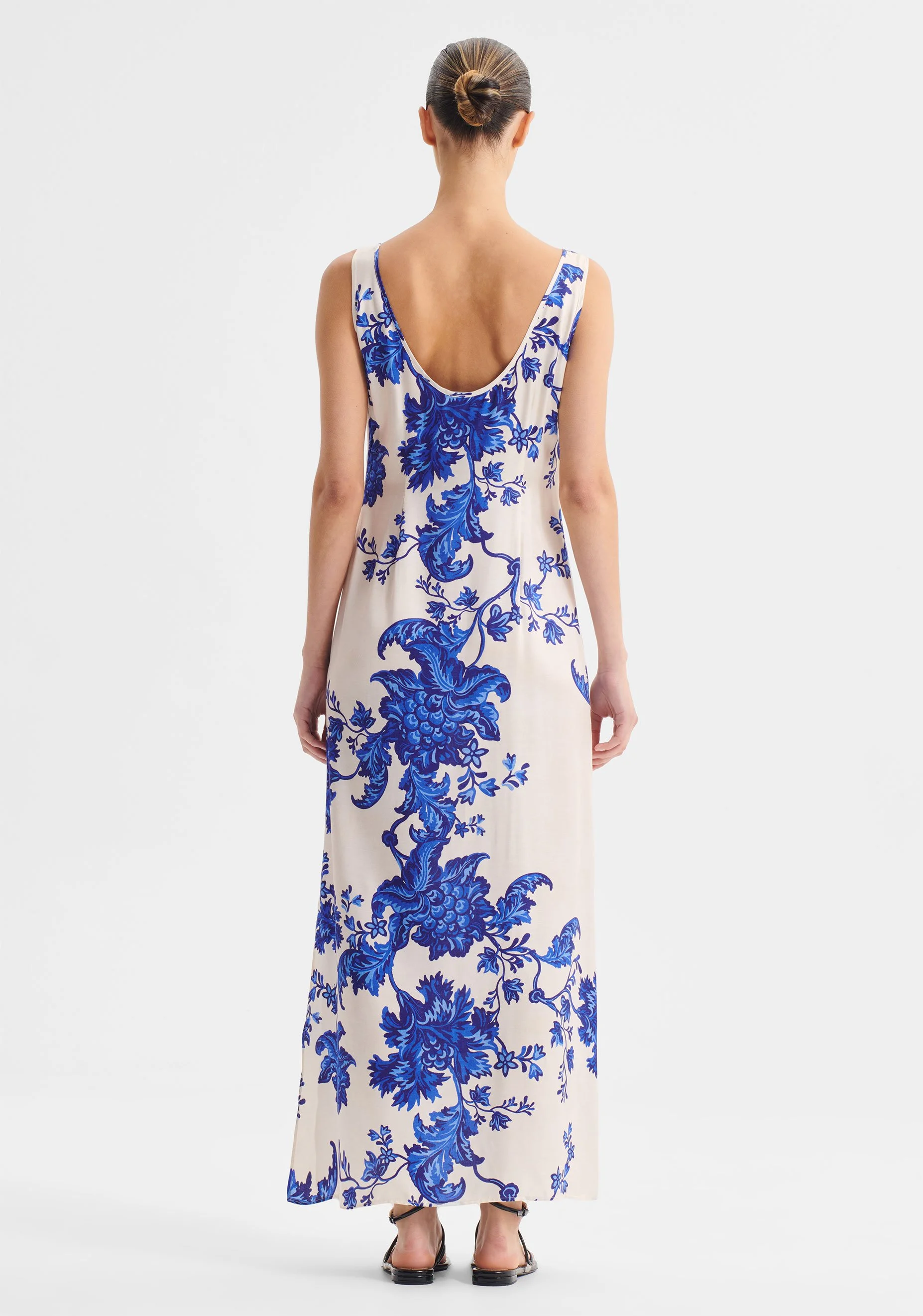 Morrison-SS25-Bonita-Slip-Dress-Print_4.jpeg