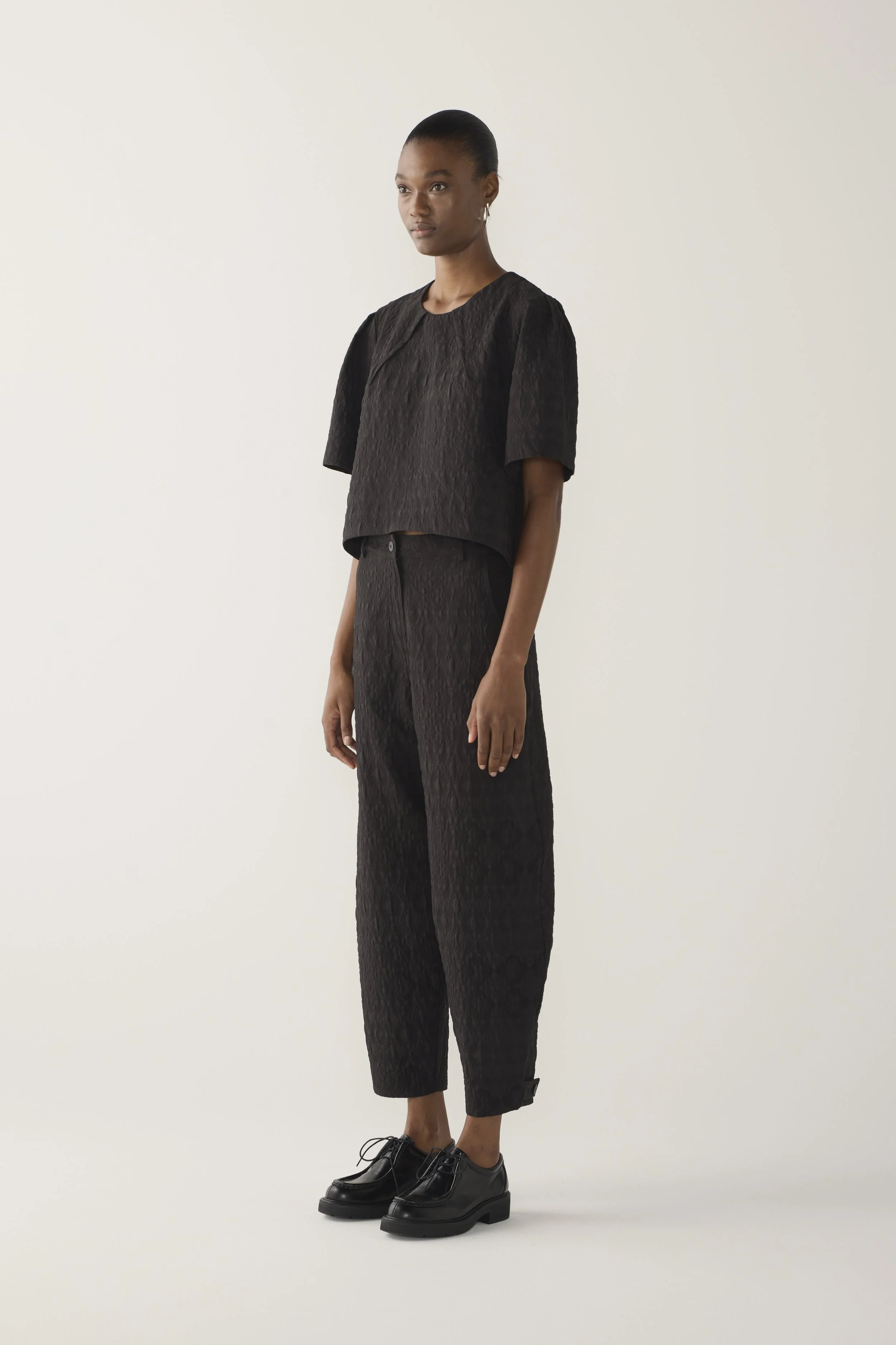 TALIA TOP BLACK EDITH PANT BLACK_017.jpg