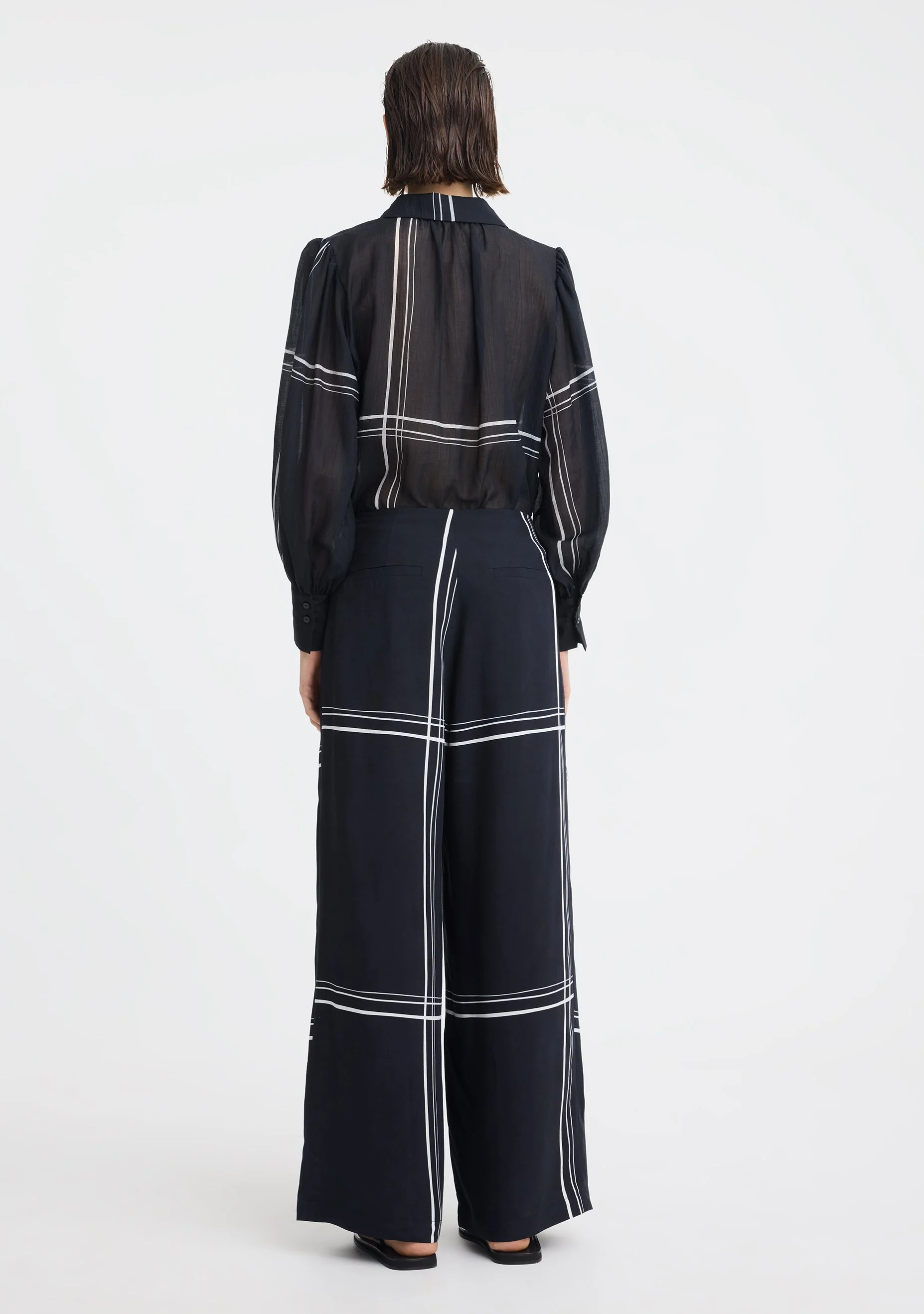 Morrison-SS26-Victor-Pant-Print_5.jpeg