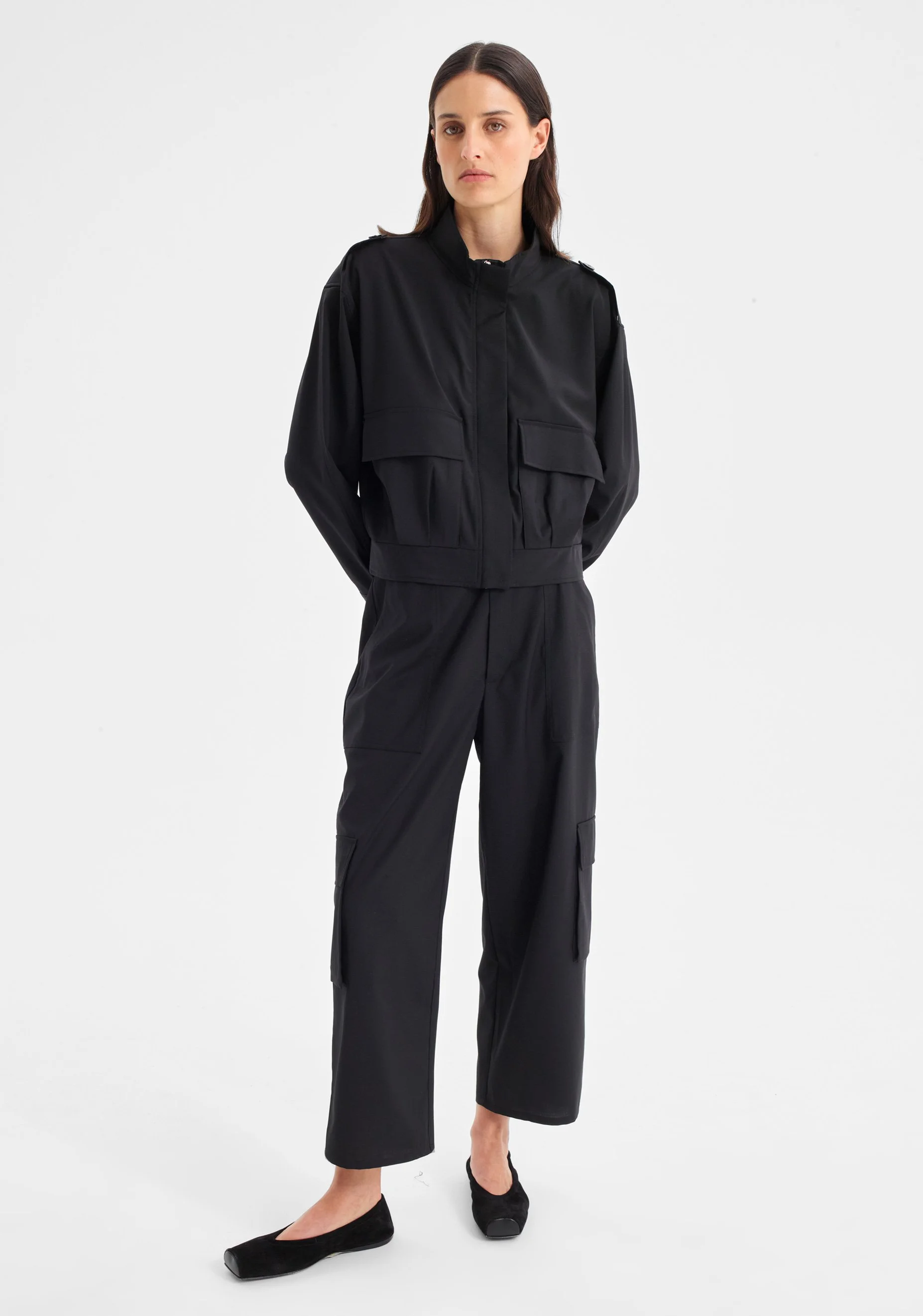 Morrison-AW26-Hansel-Crop-Cargo-Pant-Black_2.jpeg