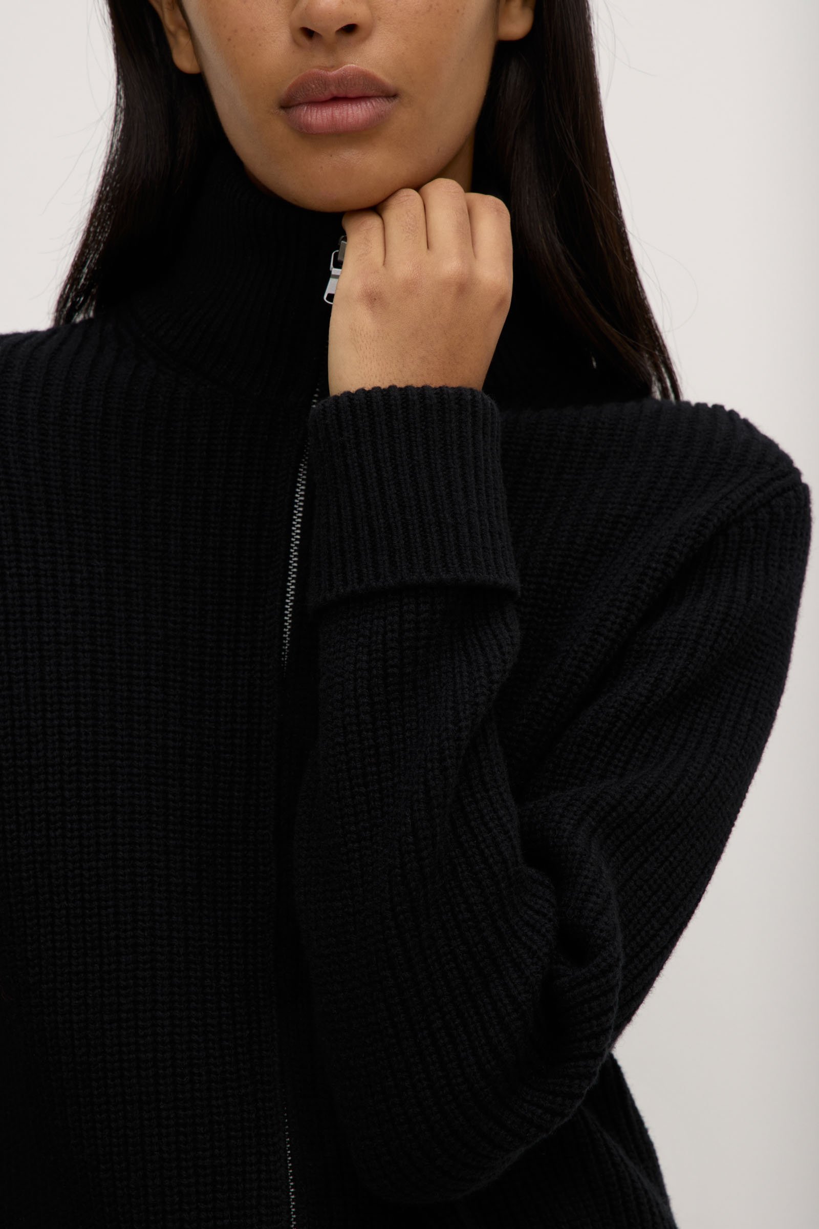 Annisha_Zip_Knit_Black_0567.jpeg