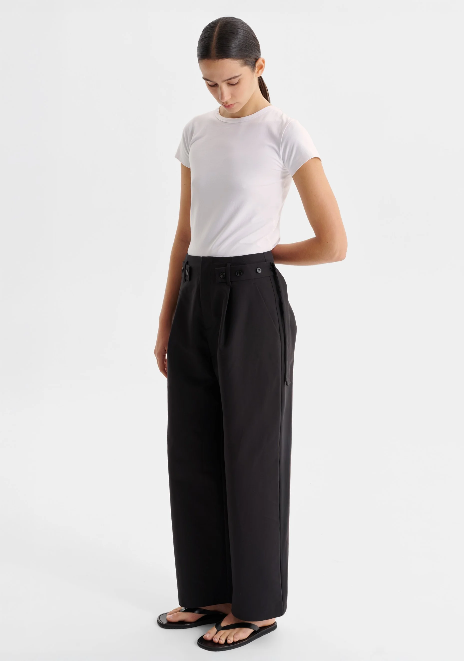 Morrison-AW26-Kai-Pant-Black_6.jpeg
