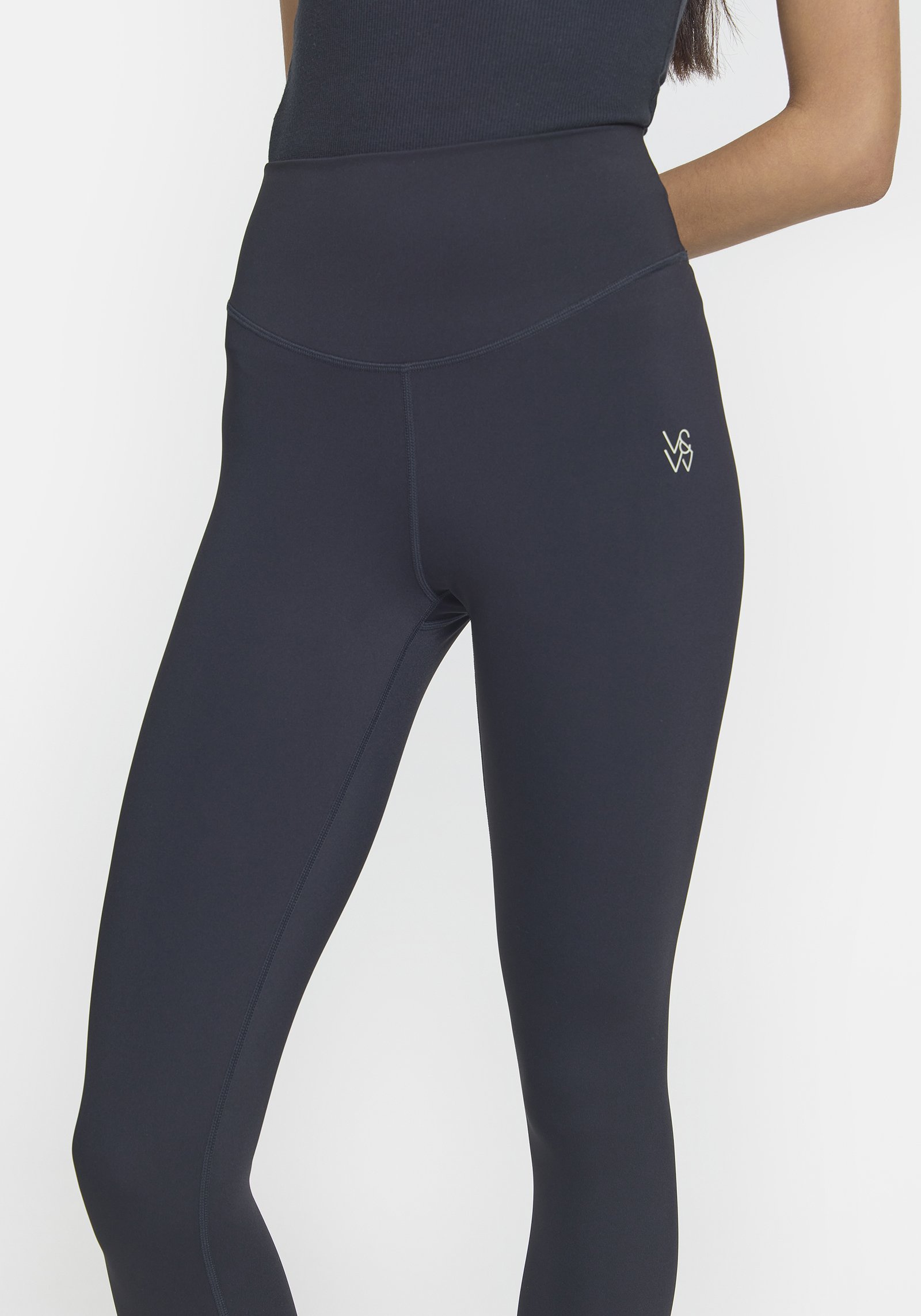 NITROGEN_LEGGING_RECYCLED_NYLON_BLACK_1795.jpg