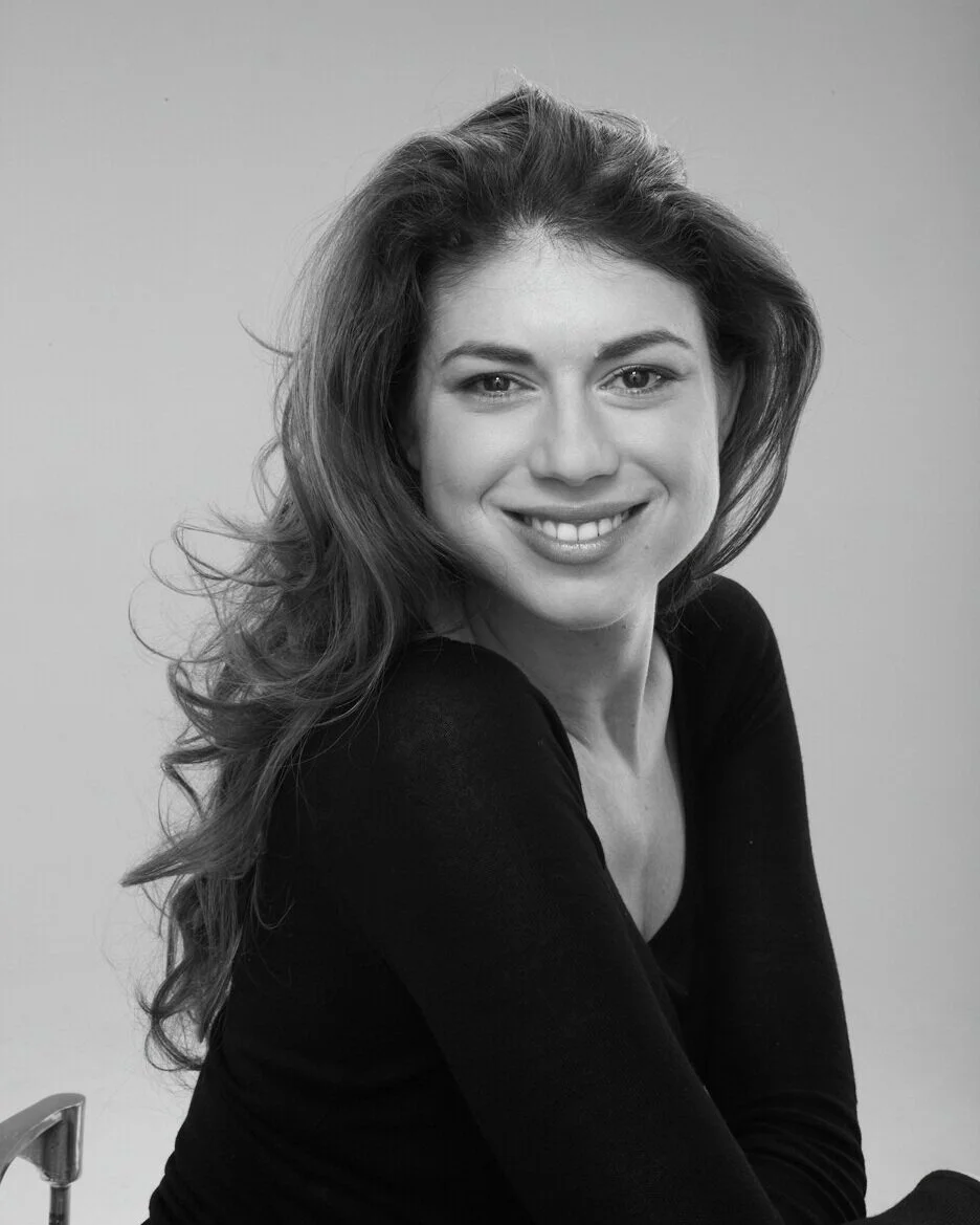 SAS Meet The Sisters