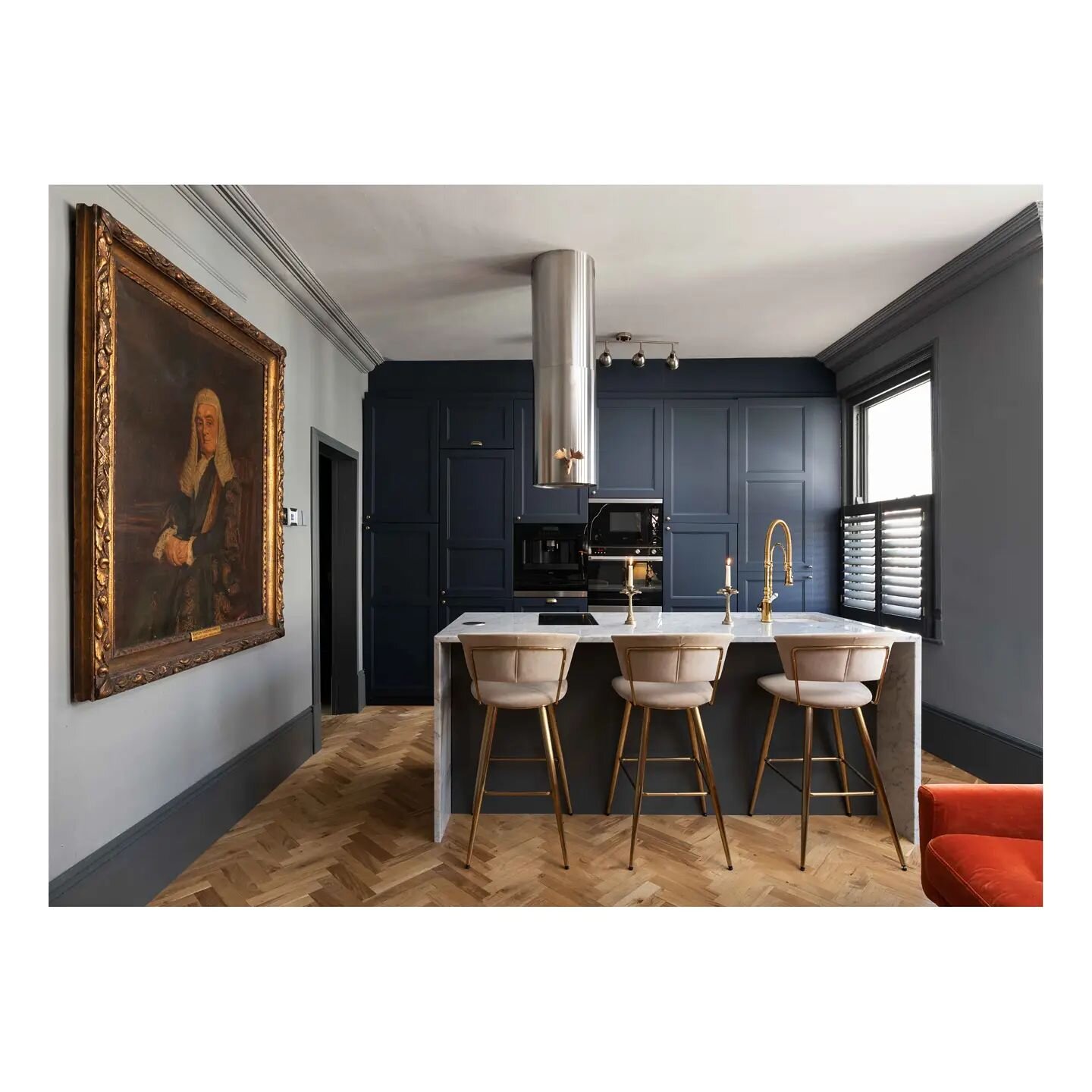 【Over Your Shoulder - Brighton &amp; Hove】
Do you ever feel lonely whilst chopping carrots? Well the obvious solution is a life-size portrait to talk to! Jokes aside, I think the traditional feel was tied together nicely with the herringbone floor, l