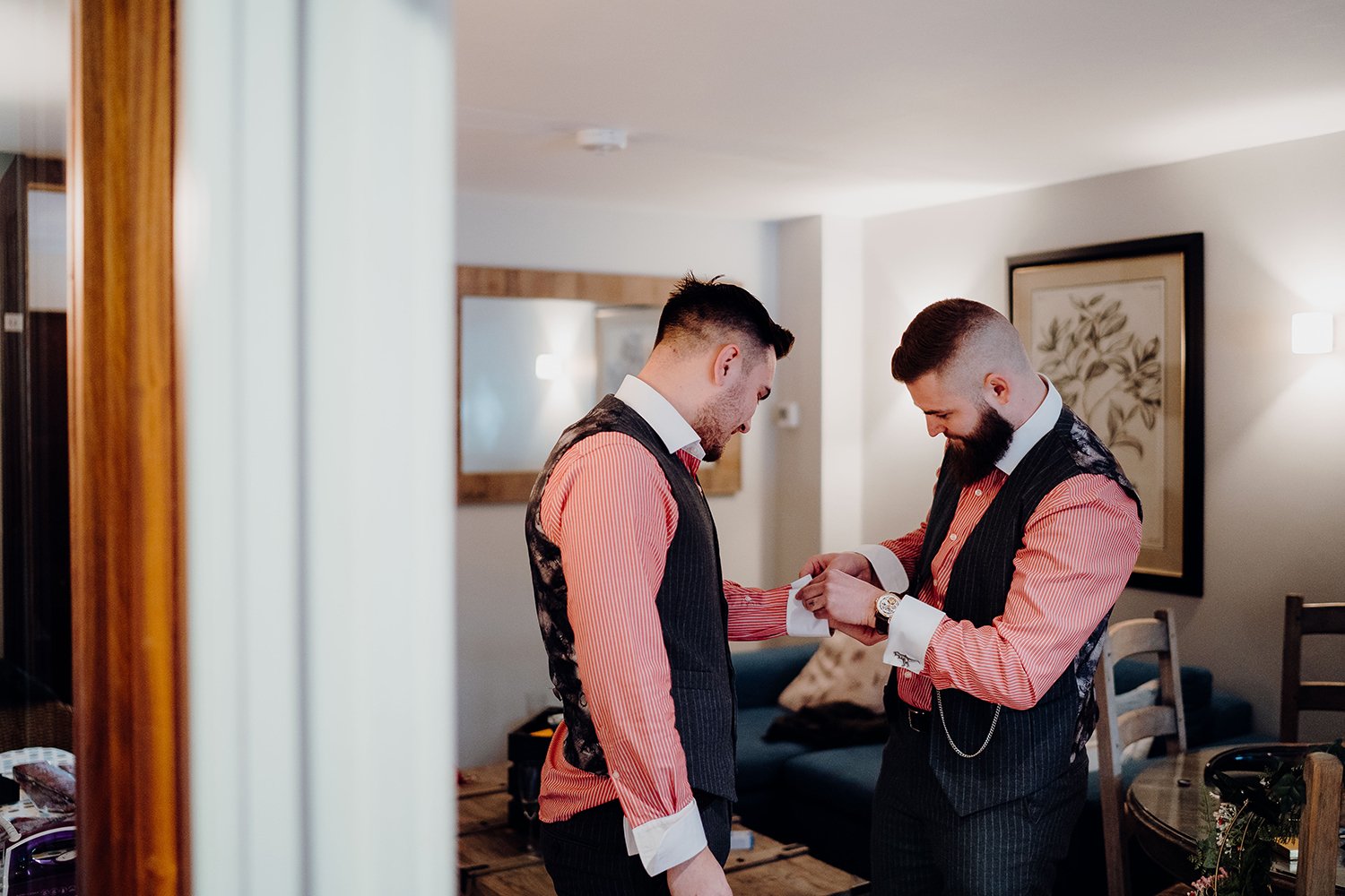 Northbrook Park Wedding Photos0009.jpg