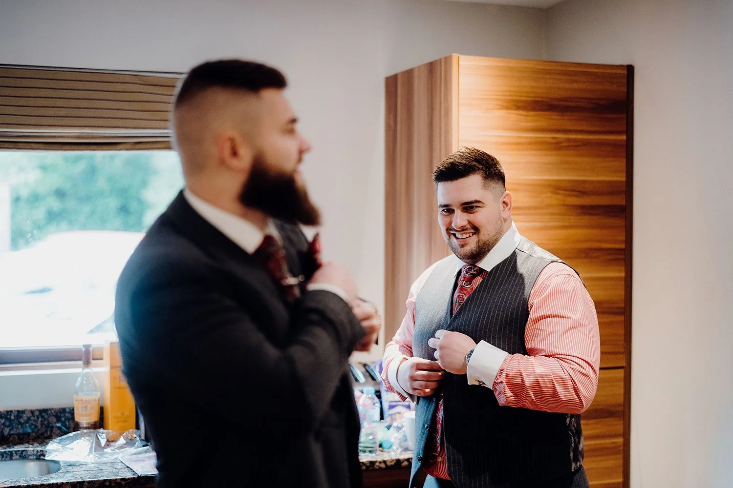 Northbrook Park Wedding Photos0016.jpg