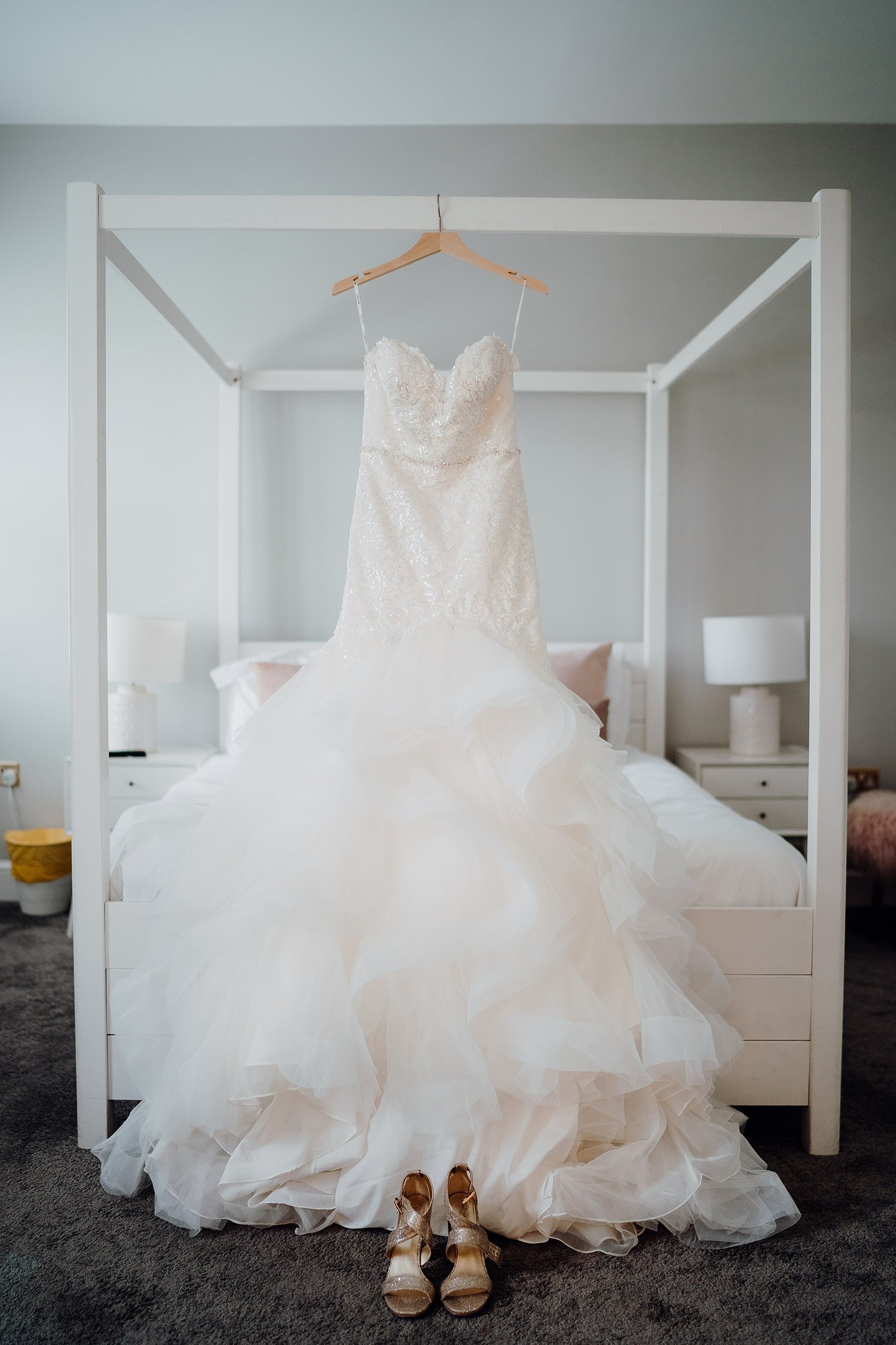 Northbrook Park Wedding Photos0019.jpg