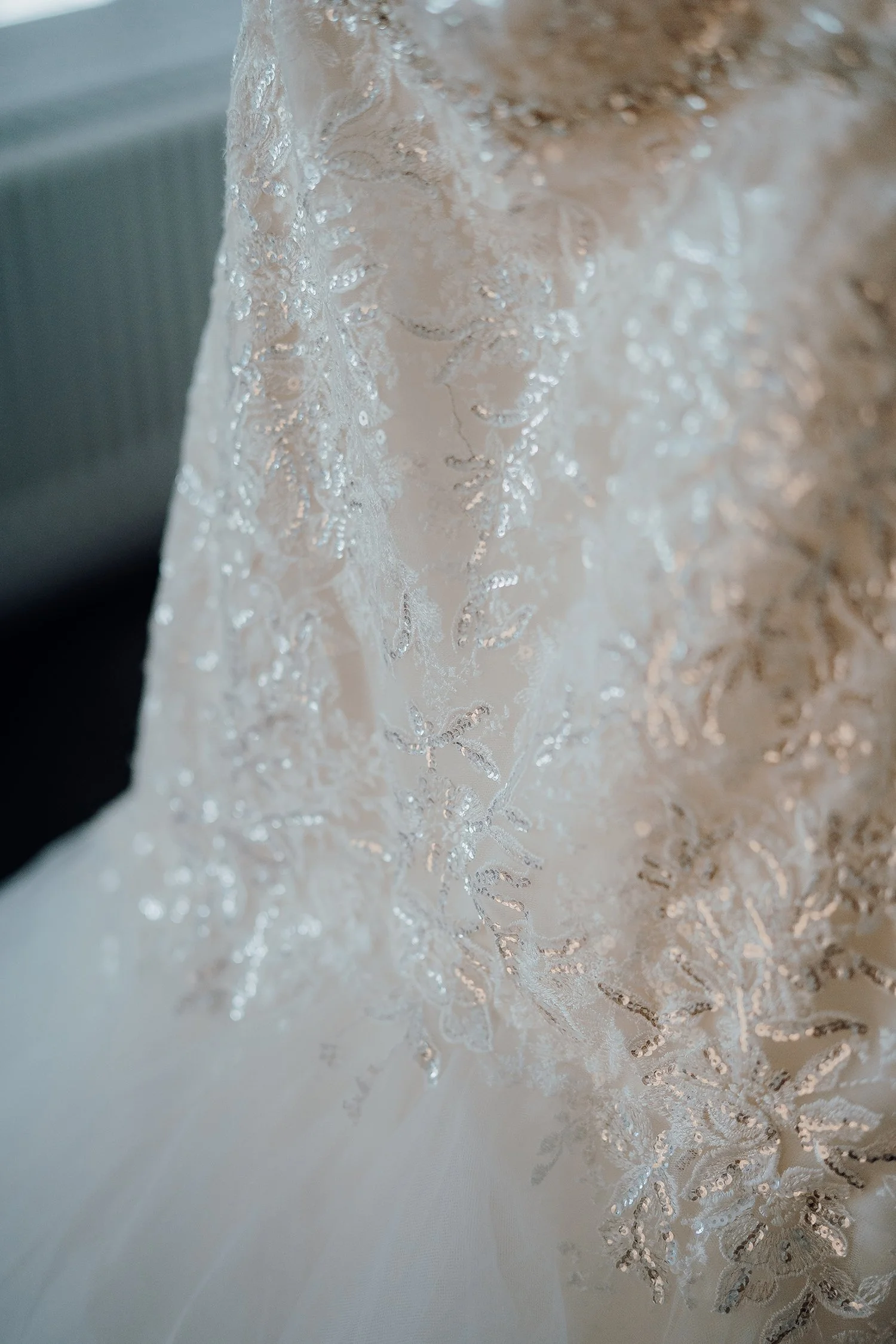 Northbrook Park Wedding Photos0022.jpg