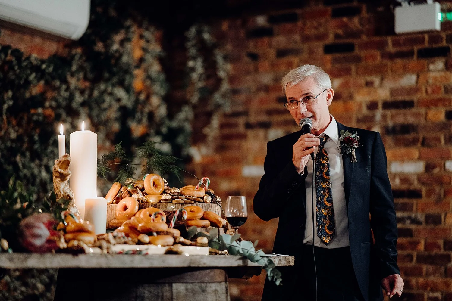 Northbrook Park Wedding Photos0166.jpg