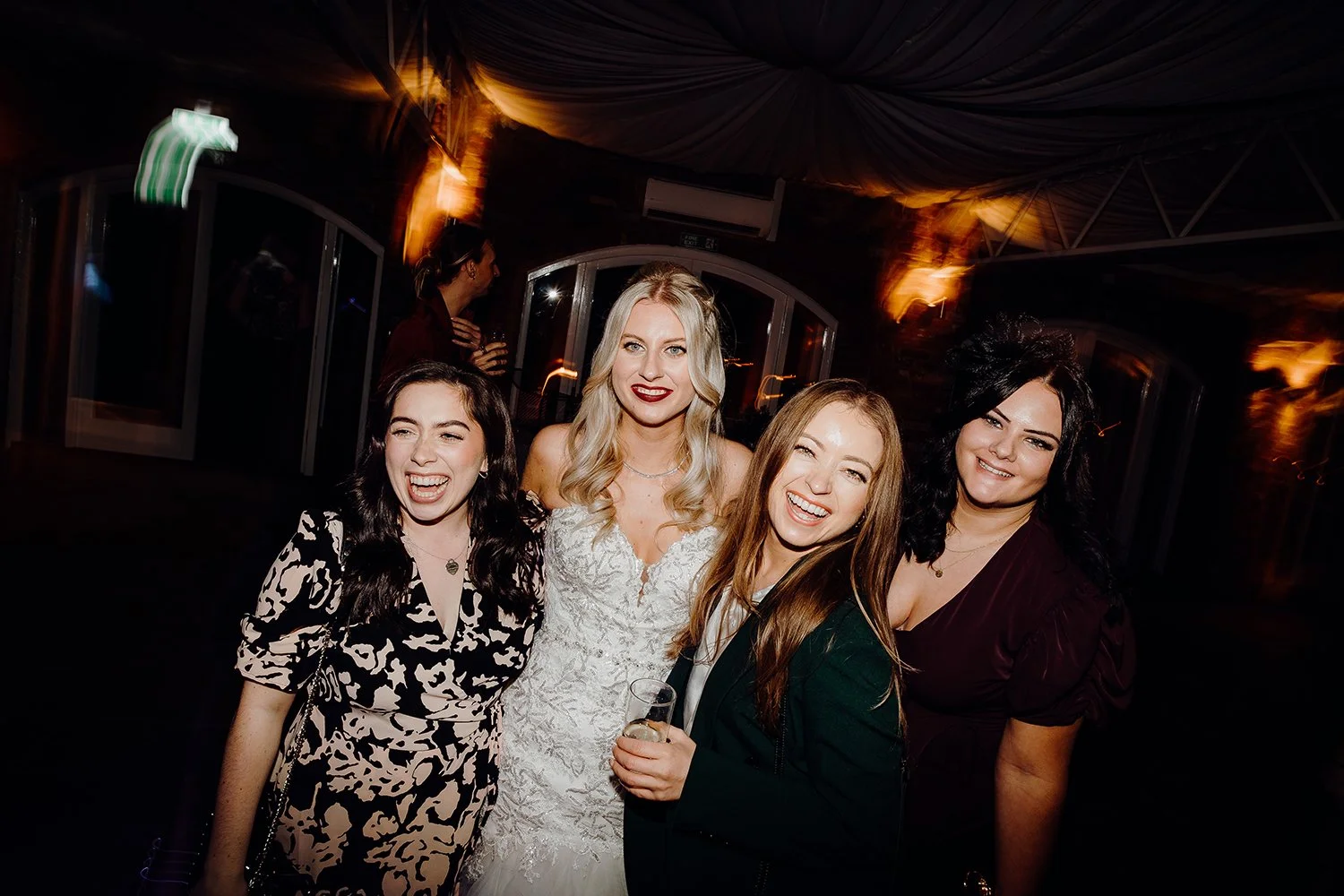 Northbrook Park Wedding Photos0202.jpg