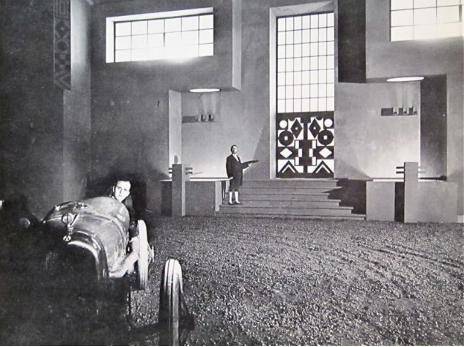 La porte de la demeure, réalisée par Robert Mallet-Steven, image (DR)