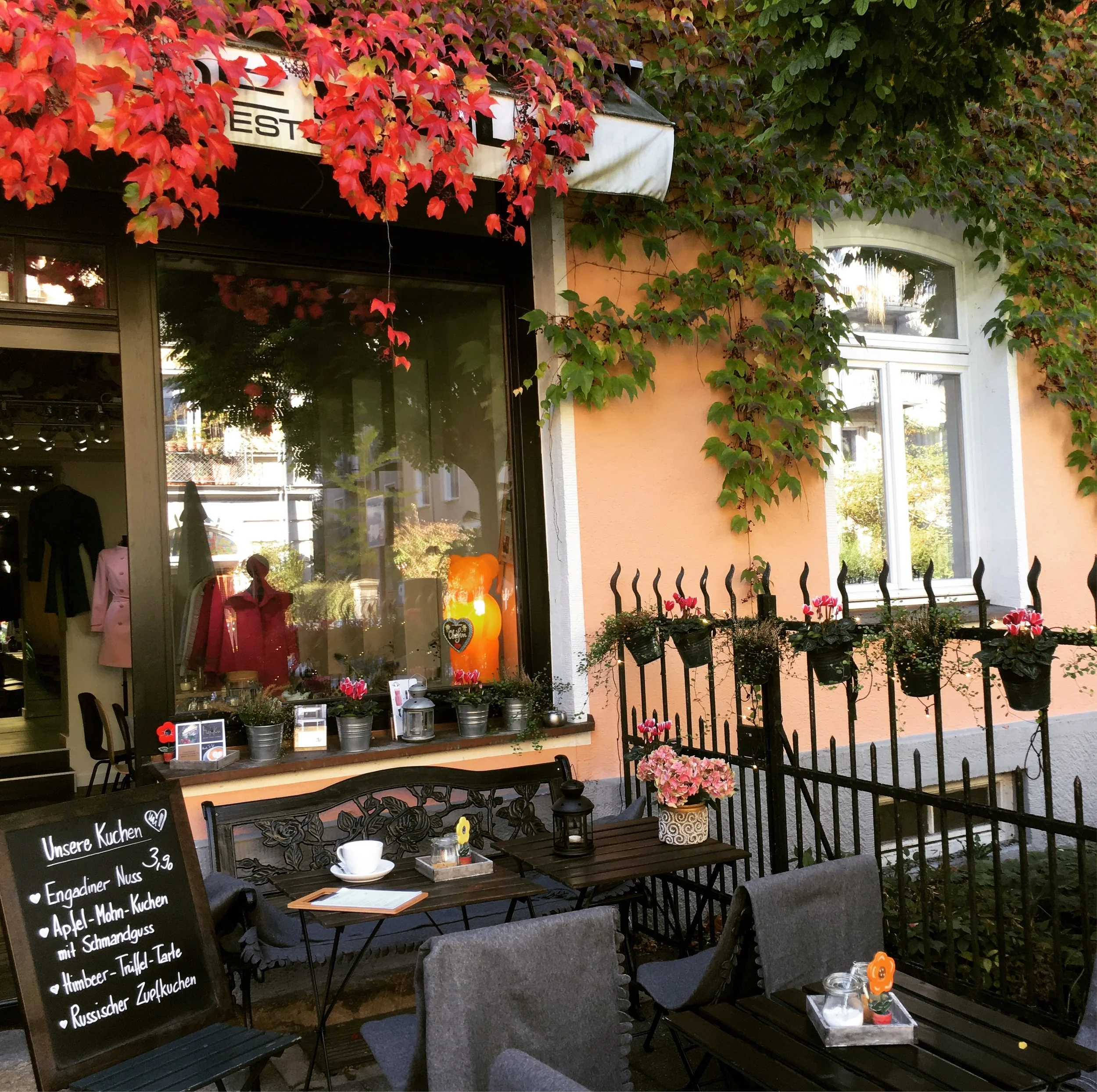 Kuschelige Cafés Teil V: Mode meets Kulinarik im Café Mokka 