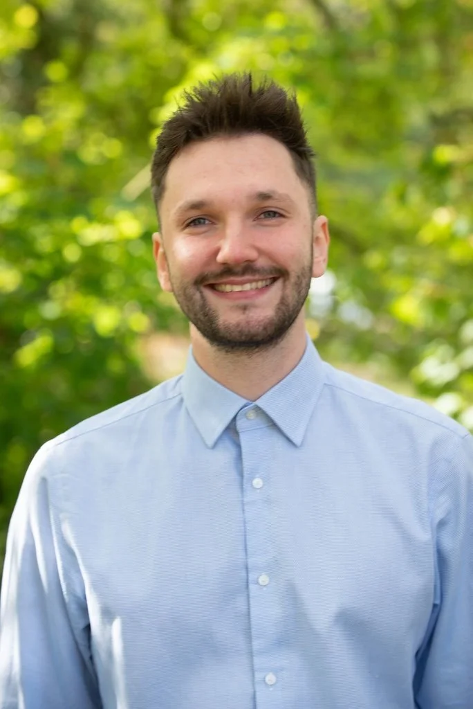 George Thomason, Research Executive