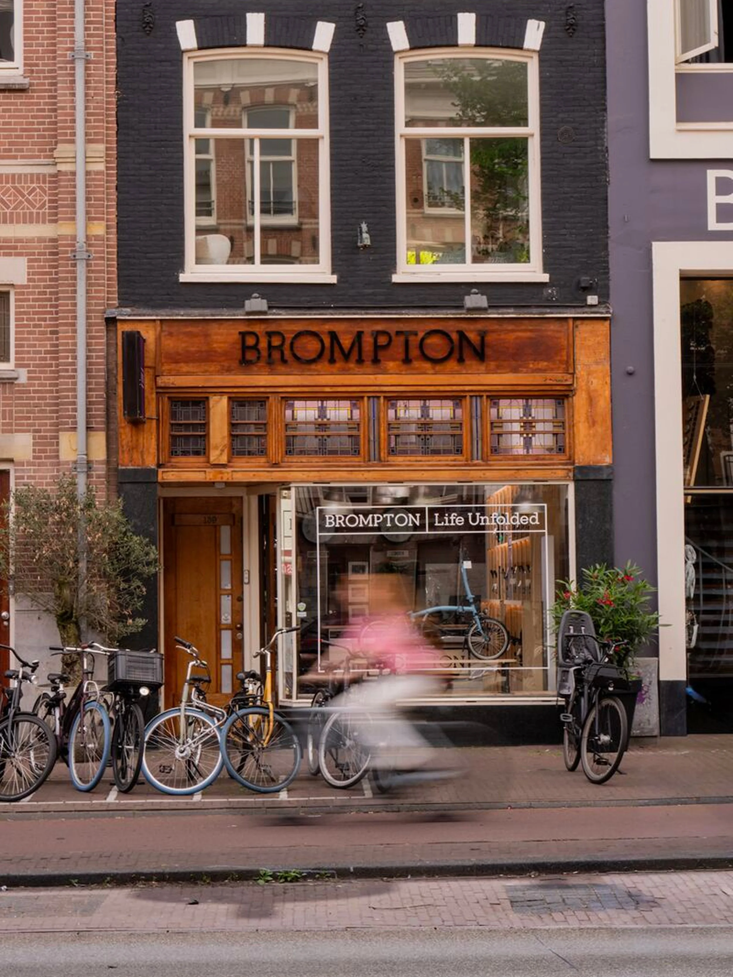 Brompton_storefront.jpg
