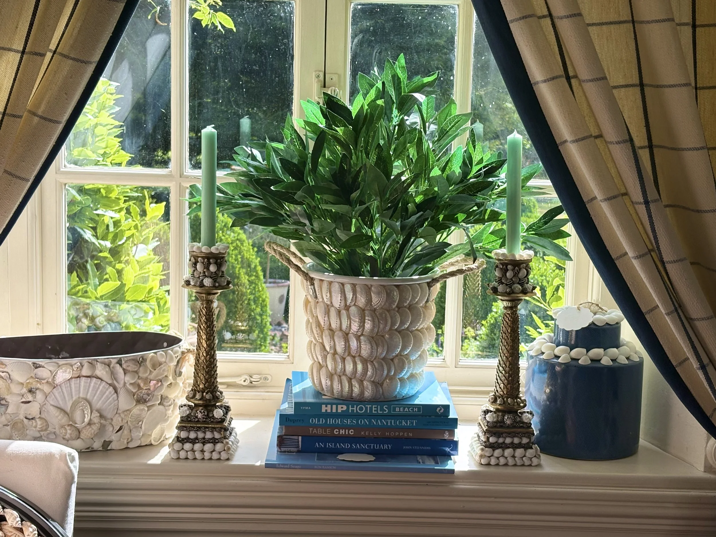 Terrington Pearl Bucket