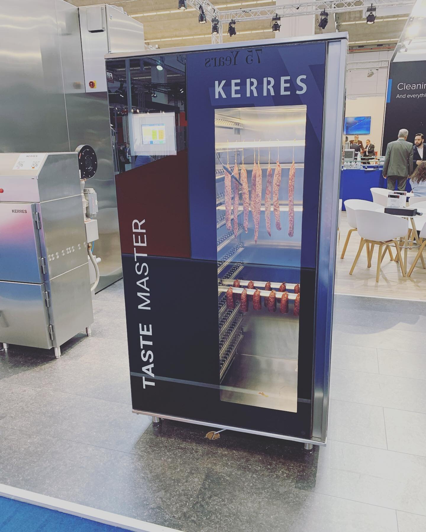 The new Kerres Taste Master.. a fermentation and drying cabinet that gives actual consistency in humidity, it&rsquo;s a scaled down version of an industrial room&hellip;. This is going to help make the best charcuterie on a small scale possible.
#cha