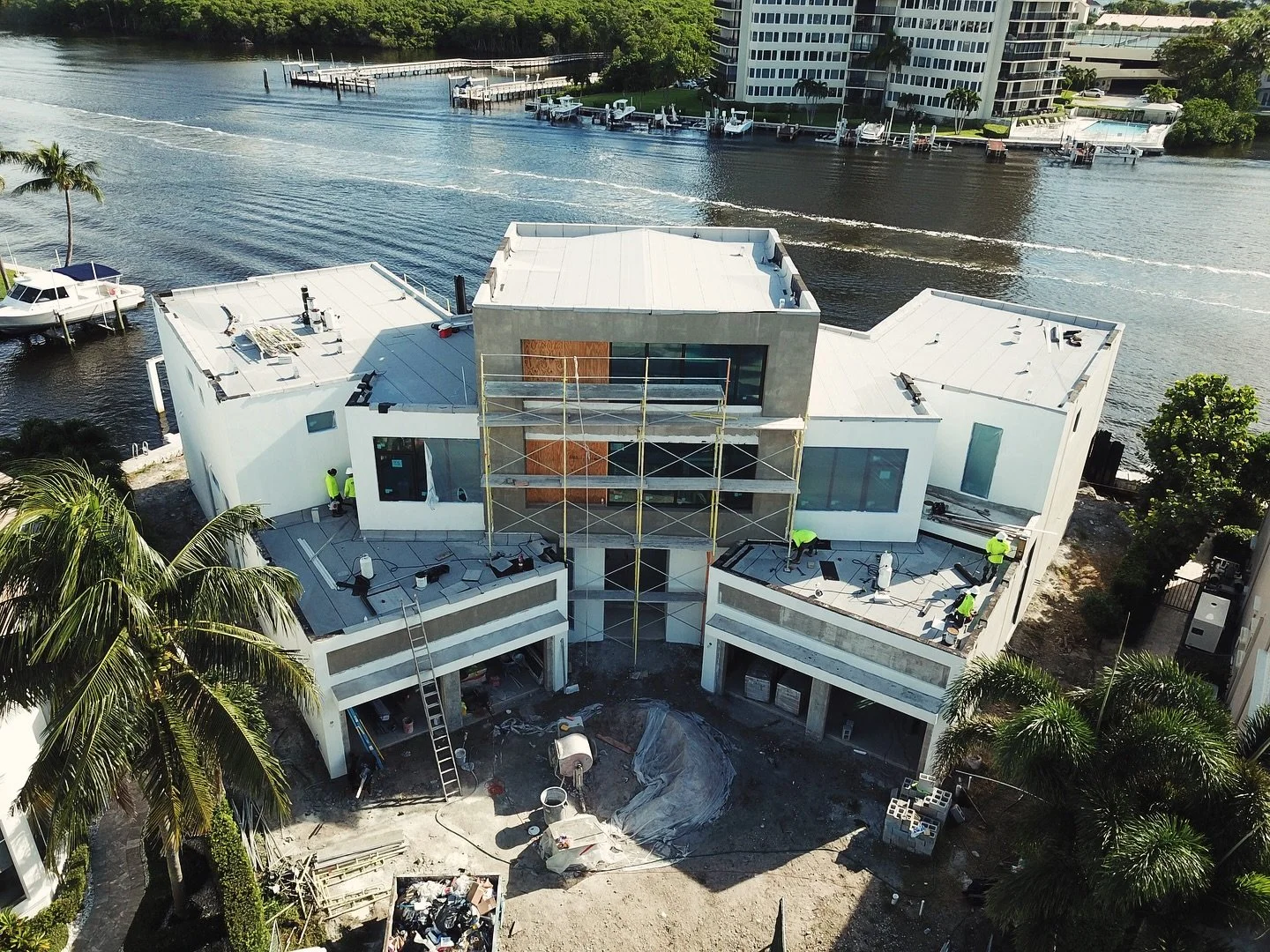 Stucco application is underway- a defining stage that transitions this luxury residence from structural to architectural form.

This phase requires tight coordination between trades and careful timing for optimal curing and finish quality. Each coat-