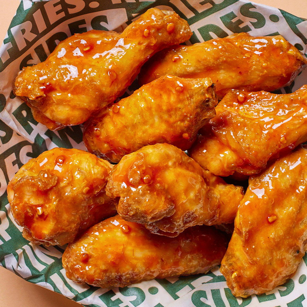 FoodPhotographerLondon_CharlotteNott-Macaire_Wingstop_MenuSelection.gif