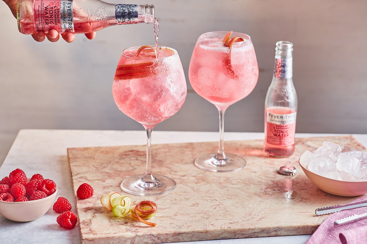 FoodPhotographerLondon_CharlotteNott-Macaire_FeverTree_Landscape.jpg
