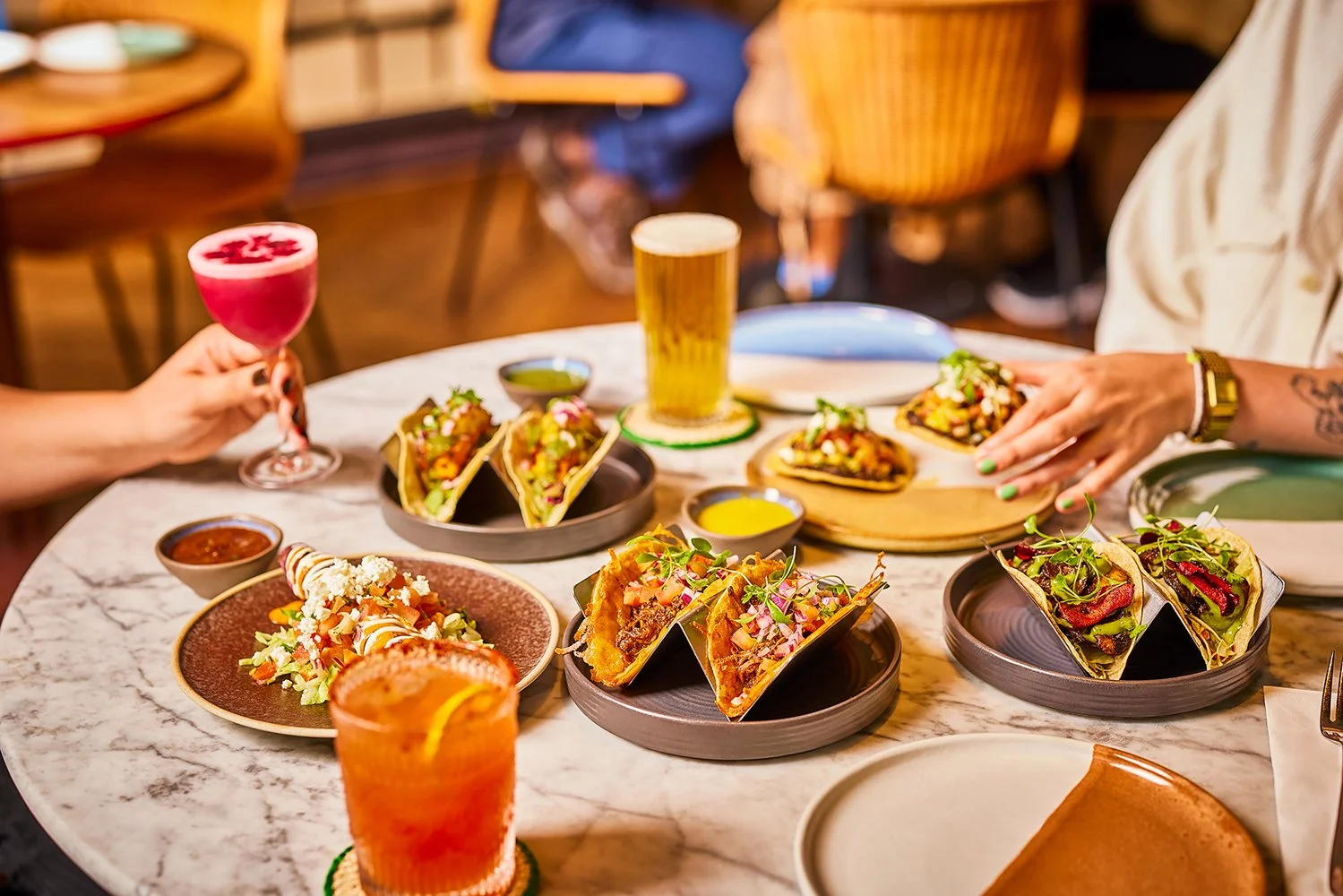 FoodPhotographerLondon_CharlotteNott-Macaire_Wahaca_GroupShot_Paddington.jpg
