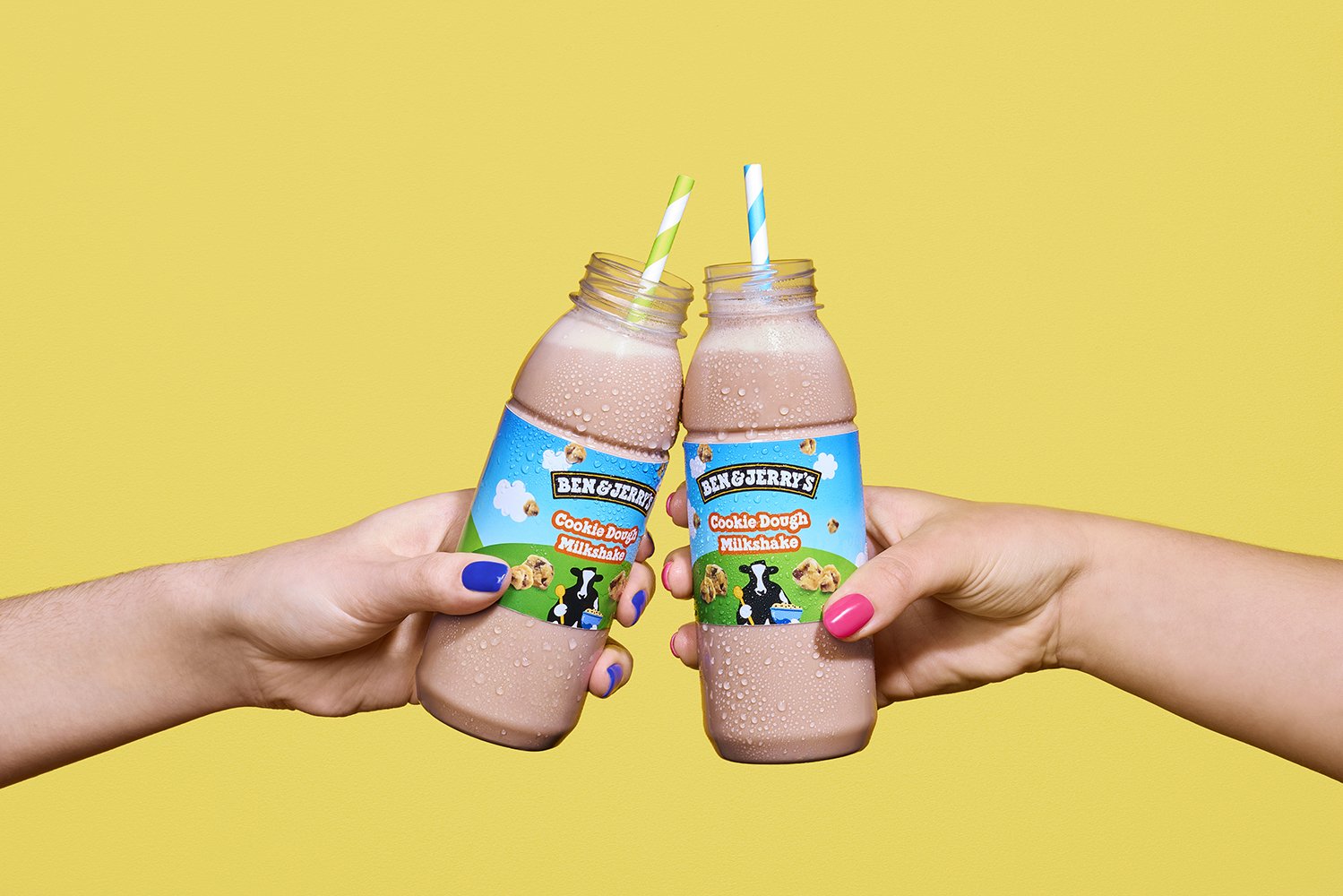 FoodPhotographerLondon_CharlotteNott-Macaire_BenJerrys_MilkshakeCheers.jpg