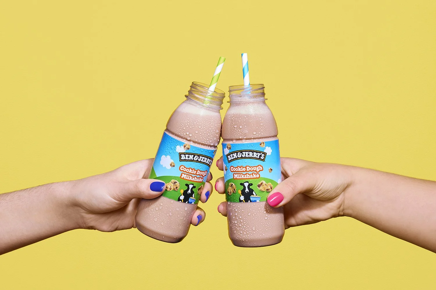 FoodPhotographerLondon_CharlotteNott-Macaire_BenJerrys_MilkshakeCheers.jpg