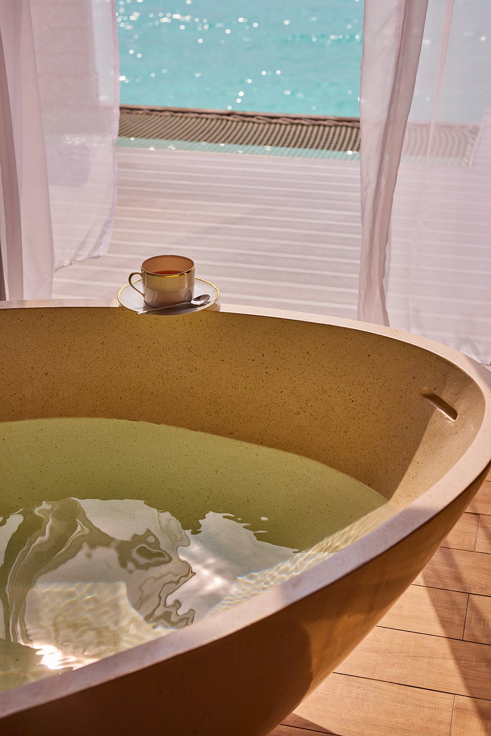 FoodPhotographerLondon_CharlotteNott-Macaire_Mövenpick_TeaInBath.jpg