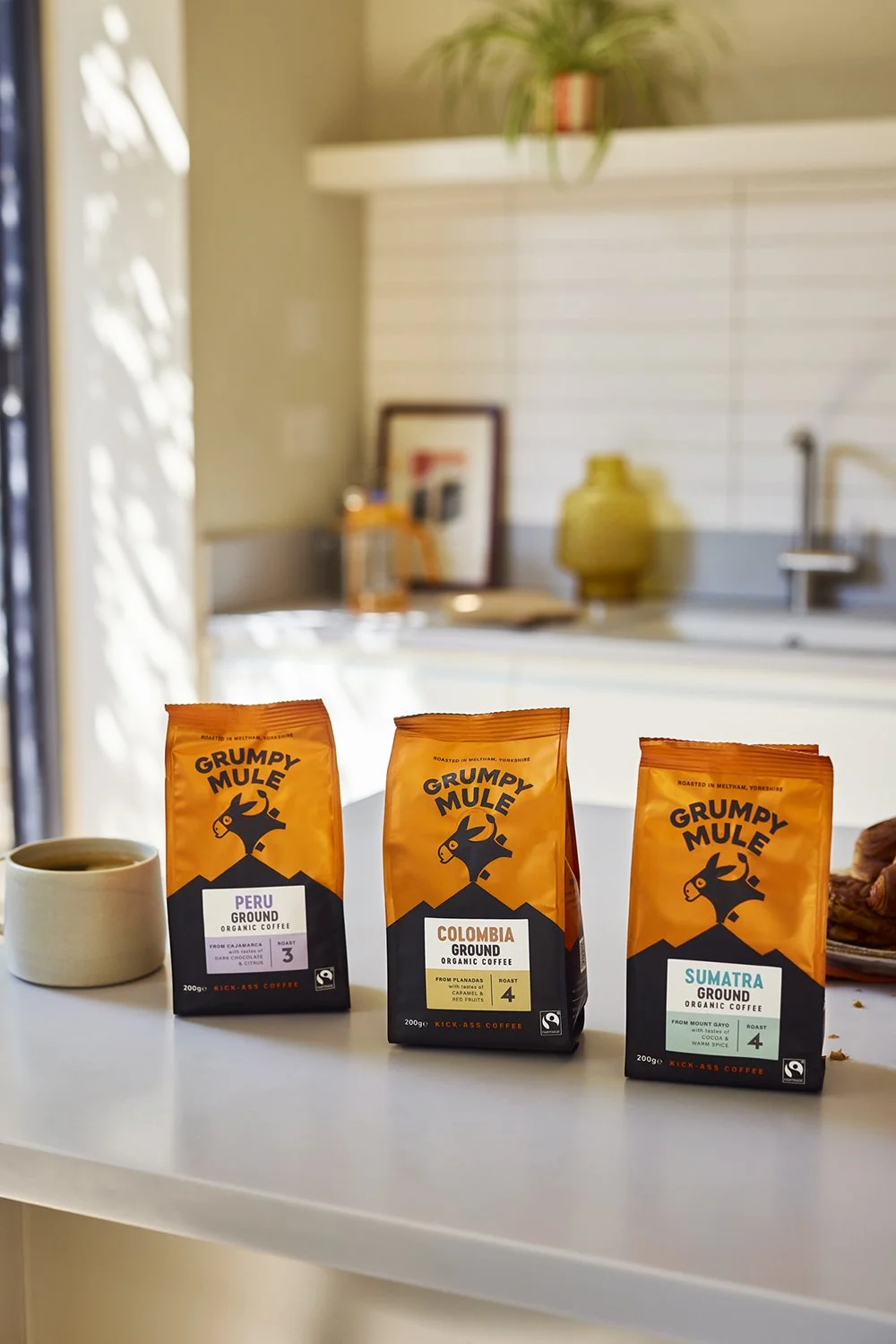 FoodPhotographerLondon_CharlotteNott-Macaire_GrumpyMule_CoffeeInKitche3.jpg