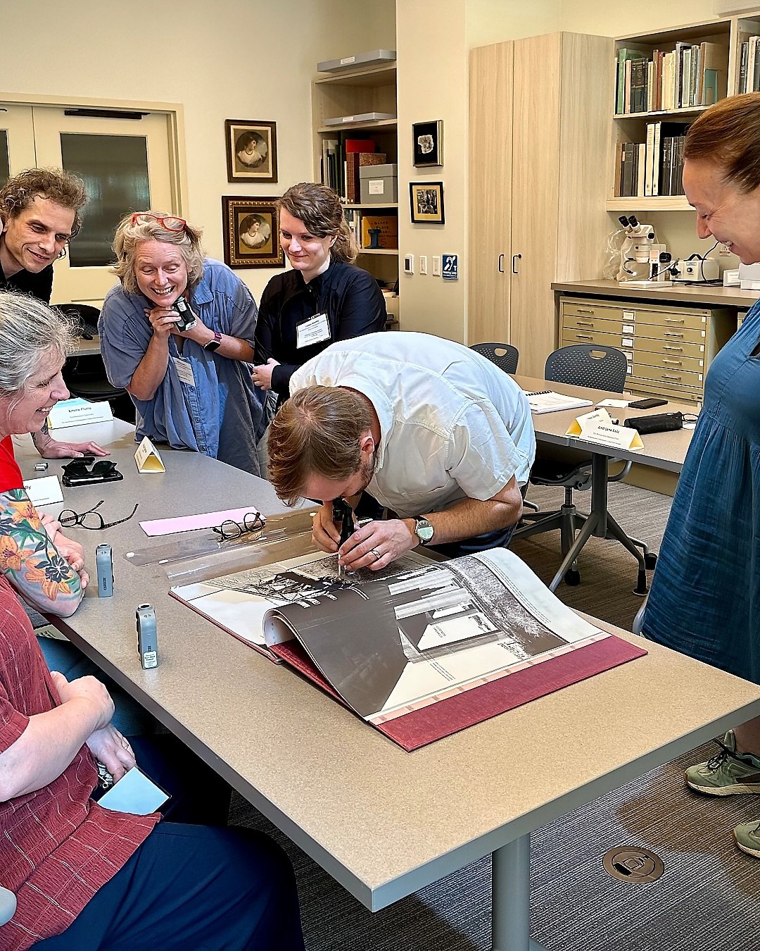 Honored to be back at Rare Book School for another 5-day workshop on the identification of photographic and digital print processes !

Huge thanks to the amazing participants and RBS staff for such a rewarding week! 🙌

&Agrave; bient&ocirc;t &agrave