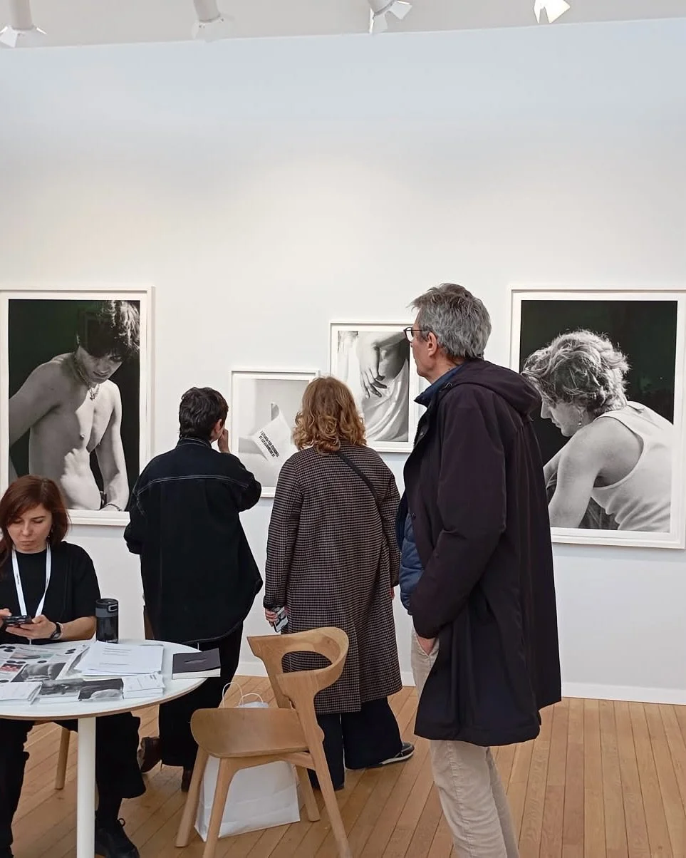 B&Eacute;RANG&Egrave;RE FROMONT

Une nouvelle s&eacute;lection de sa s&eacute;rie R&eacute;publique pr&eacute;sent&eacute;e &agrave; @parisphotofair ! ✨

PARIS PHOTO 2025
SOLO SHOW &ndash; SECTEUR &Eacute;MERGENCE &ndash; STAND M06

@berangerefromont