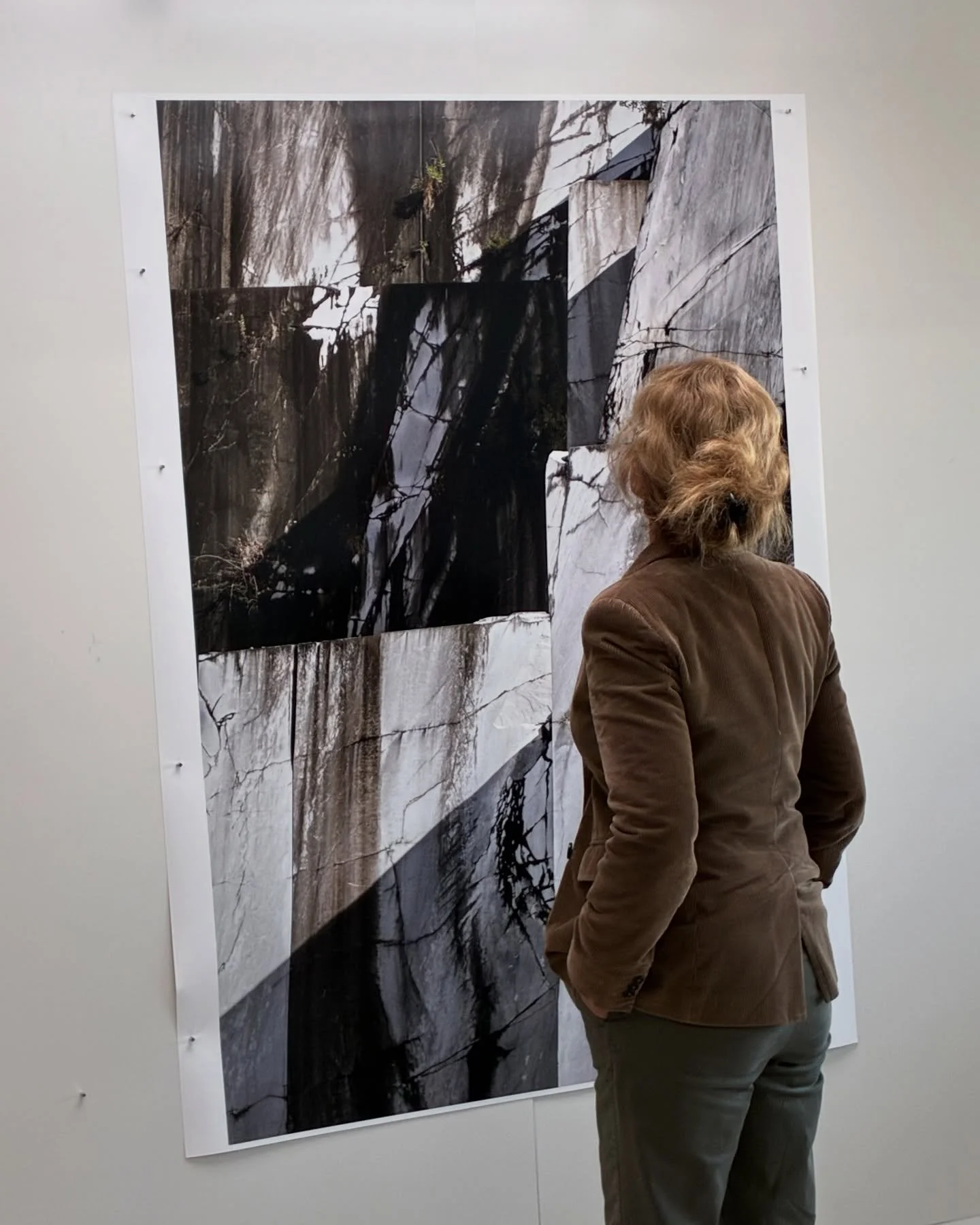 Last weekend. Let&rsquo;s go!

Francesca Piqueras &mdash; Inner Movements
Galerie Cyril Guernieri

&laquo; C&rsquo;est avec force que @francesca_piqueras revient sur la sc&egrave;ne qui oppose l&rsquo;homme et la nature. En retournant sur les carri&e