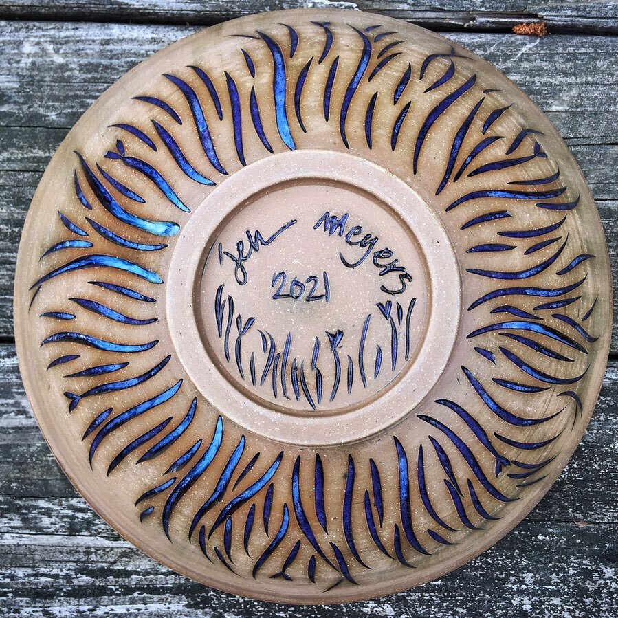 I am so in love with this new design, y&rsquo;all. The inside of the bowl is the beautiful blue you see in the carvings (zoom in to get a good look), and the outside is this magical summer field.

Makes me want to go wander through fields and forests