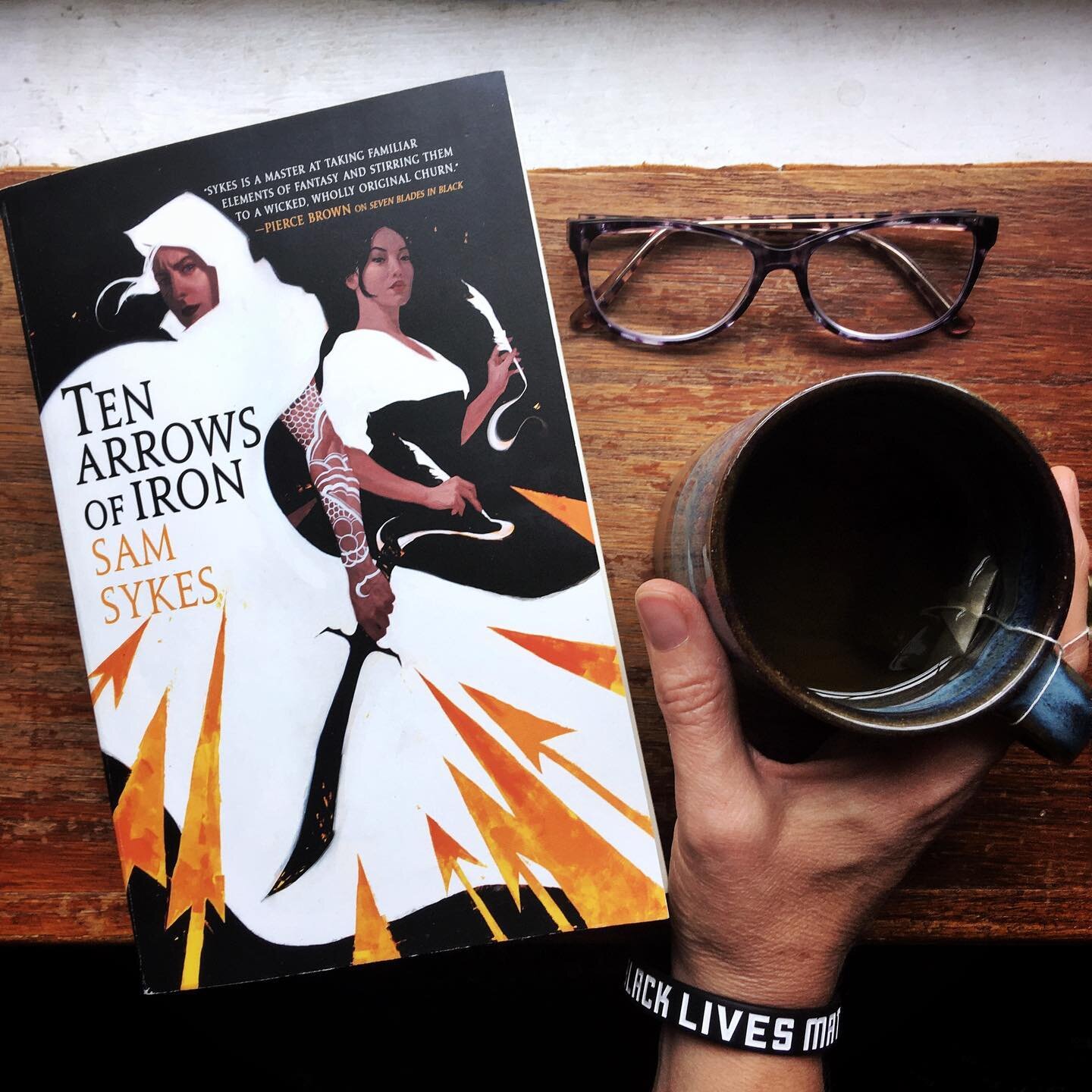 Books and Tea! What I&rsquo;m reading: Ten Arrows of Iron by Sam Sykes @theworstunicorn. This is book two in the Grave of Empires series (book one is Seven Blades in Black which is where I fell in love with the main character, Sal).

Where do I even 